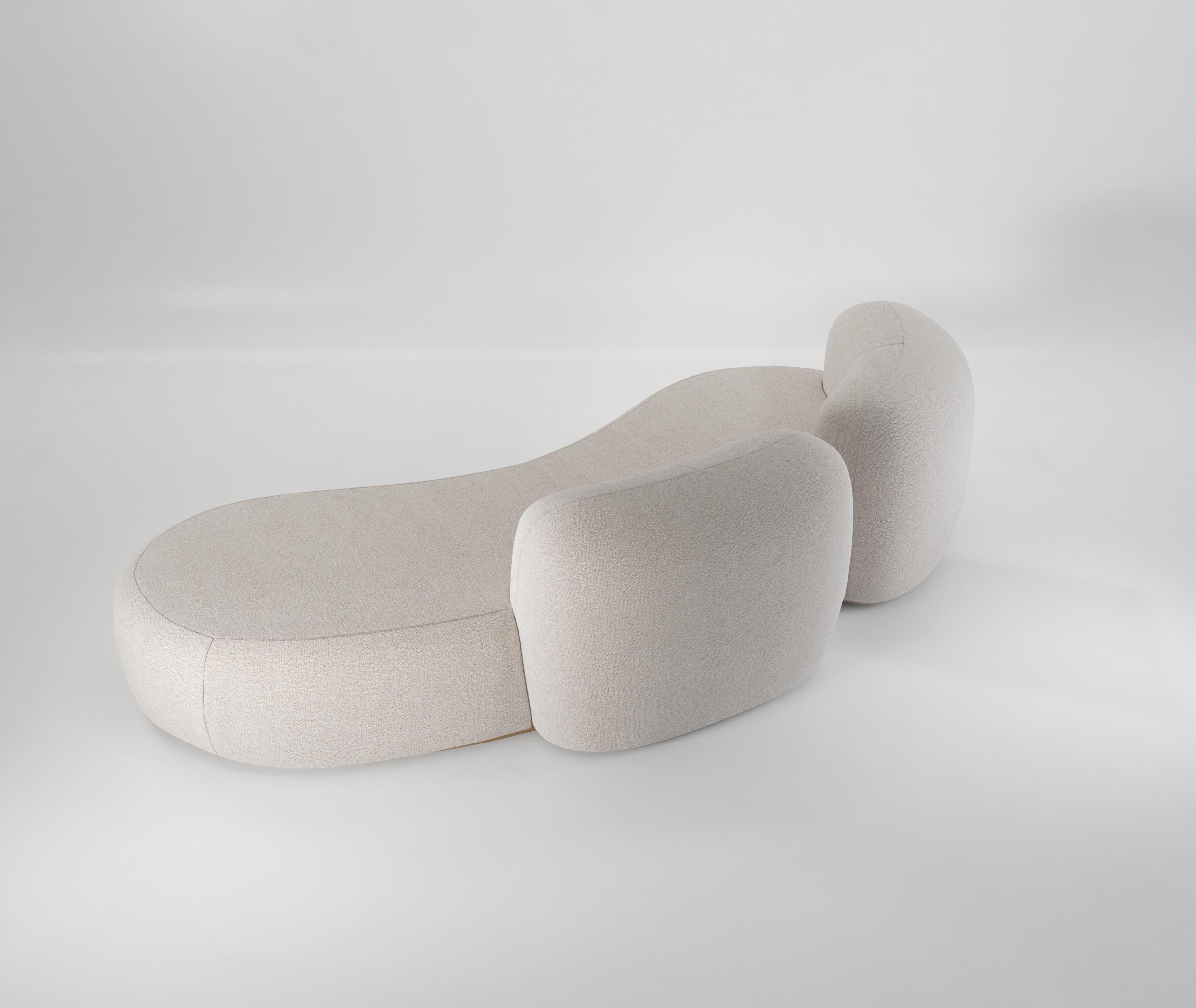 Modern Tateyama XL Contemporary Sofa in Fabric For Sale