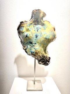 Sélestine. Série « Emergence » - sculpture en céramique : torse féminin abstrait vert