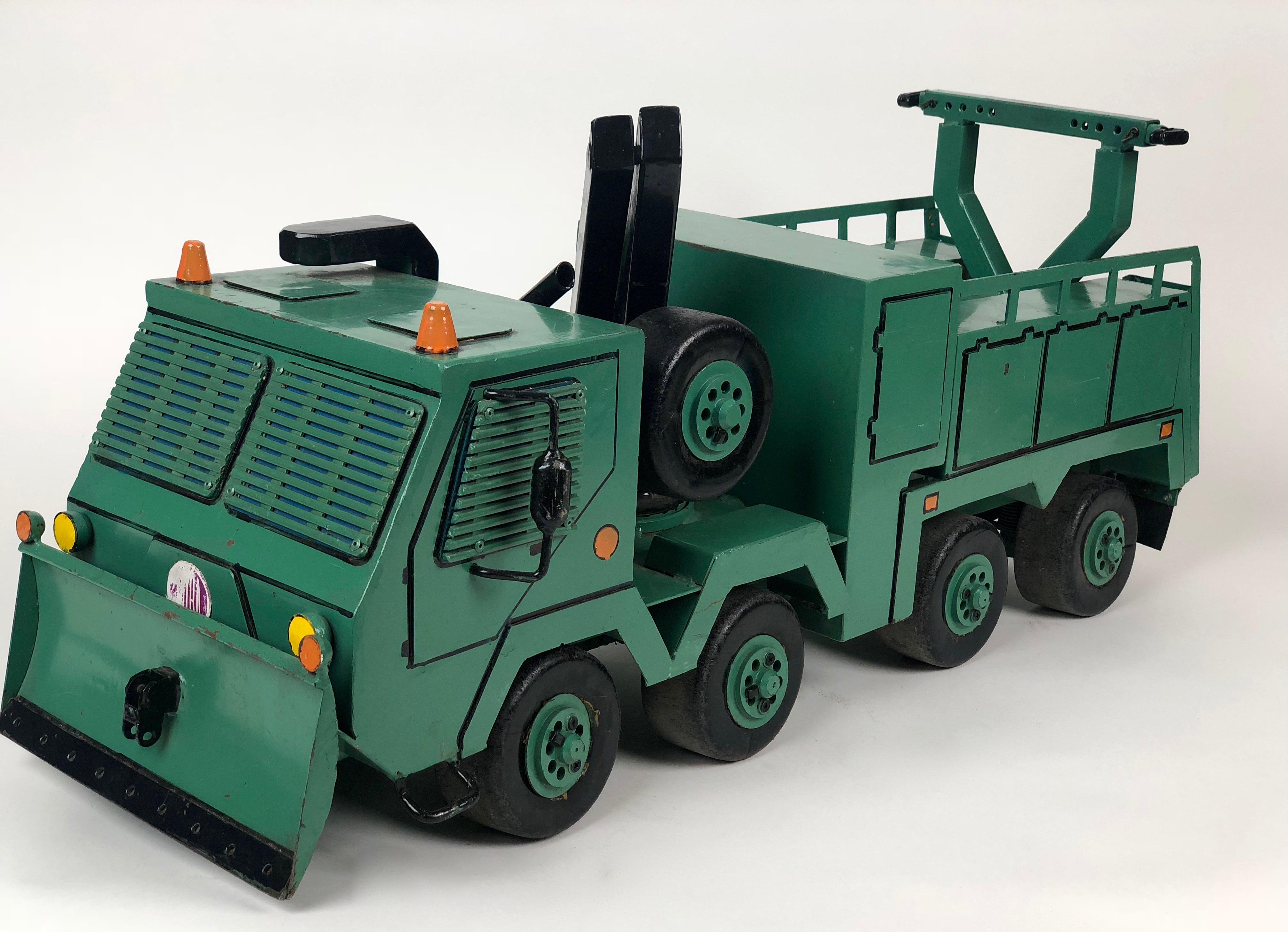 Late 20th Century Tatra Grad Military Truck Model from 1980s For Sale
