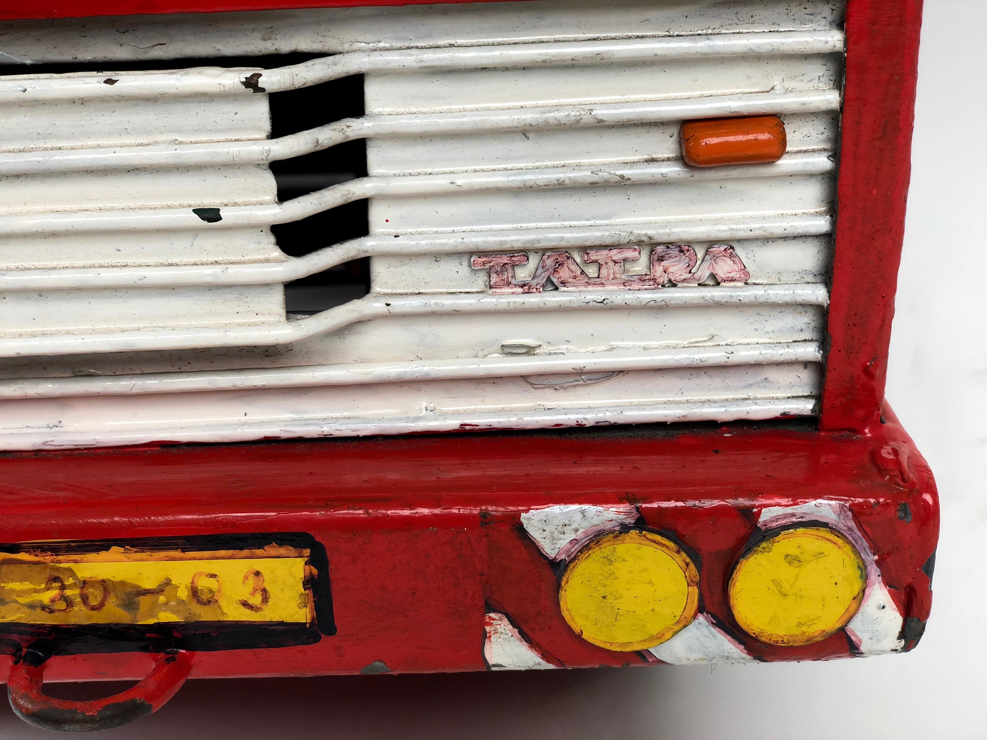 Tatra Truck Model from 1980s In Fair Condition For Sale In Vienna, Austria
