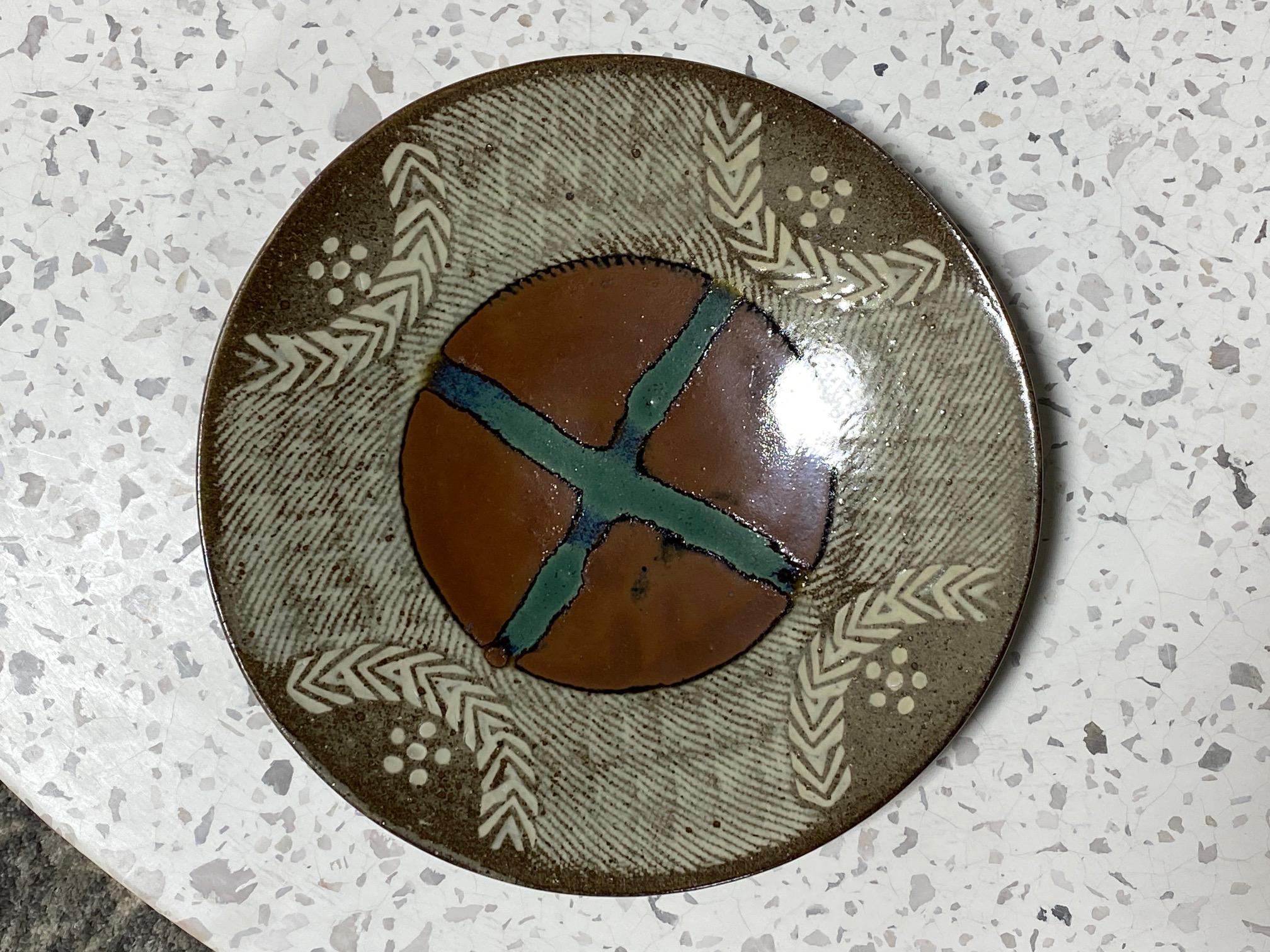 Earthenware Tatsuzo Shimaoka Signed Japanese Glazed Rope Inlay Mingei Pottery Bowl Plate