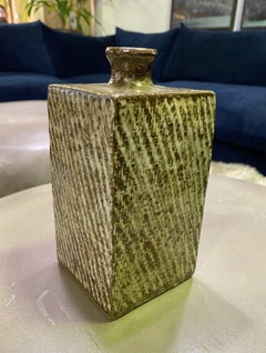 Vase en céramique japonaise vernissée incrustée de cordes avec boîte signé Tatsuzo Shimaoka