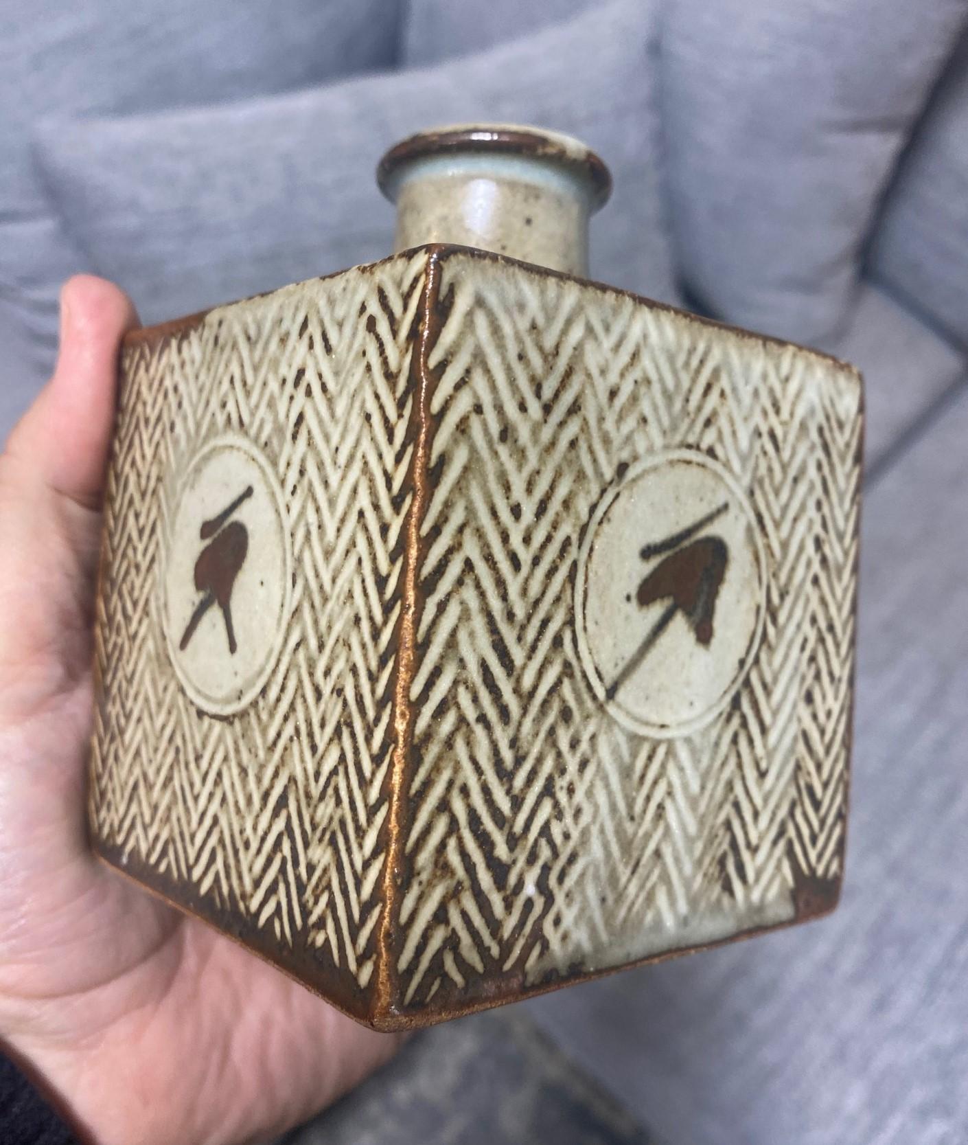 Tatsuzo Shimaoka, poterie japonaise Mingei, incrusté de cordes émaillées, signée en vente 2