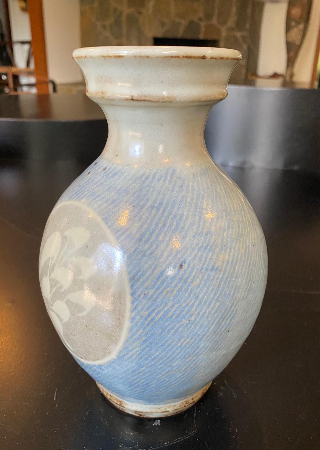 Fired Tatsuzo Shimaoka Signed Japanese Mingei Pottery Glazed Rope Inlay Vase with Box For Sale