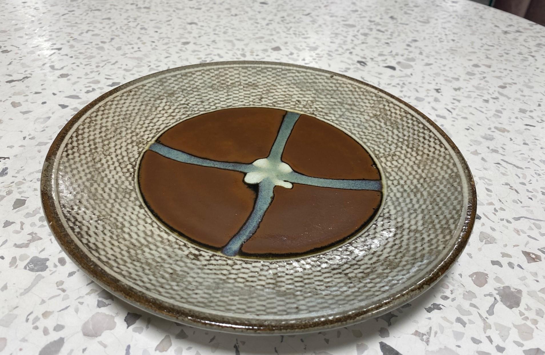 Giapponese Tatsuzo Shimaoka firma il piatto della ciotola in ceramica Mashiko con intarsio di corda Mingei giapponese in vendita