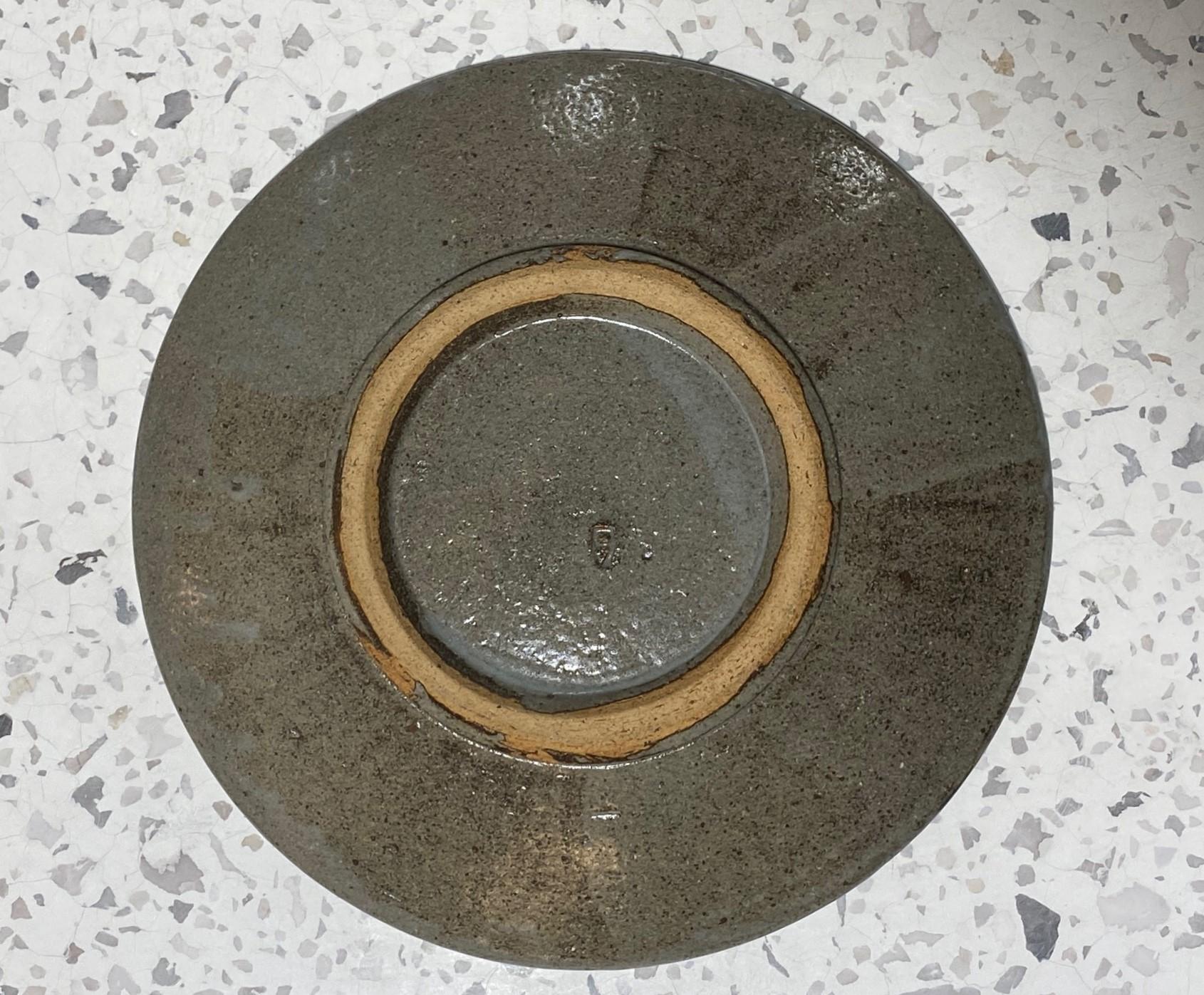Terracotta Tatsuzo Shimaoka firma il piatto della ciotola in ceramica Mashiko con intarsio di corda Mingei giapponese in vendita