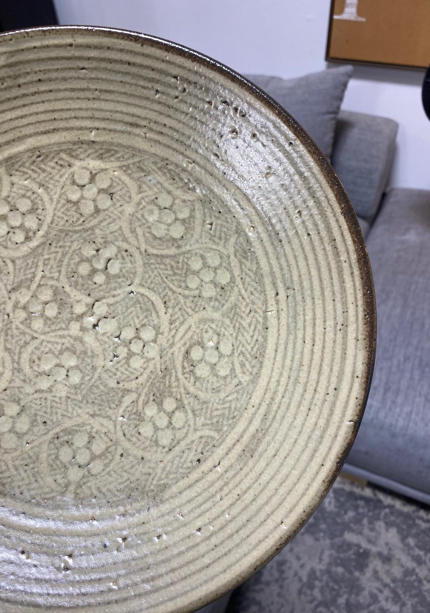 Tatsuzo Shimaoka Signed Japanese Mingei Rope Inlay Mashiko Pottery Plate Charger For Sale 3