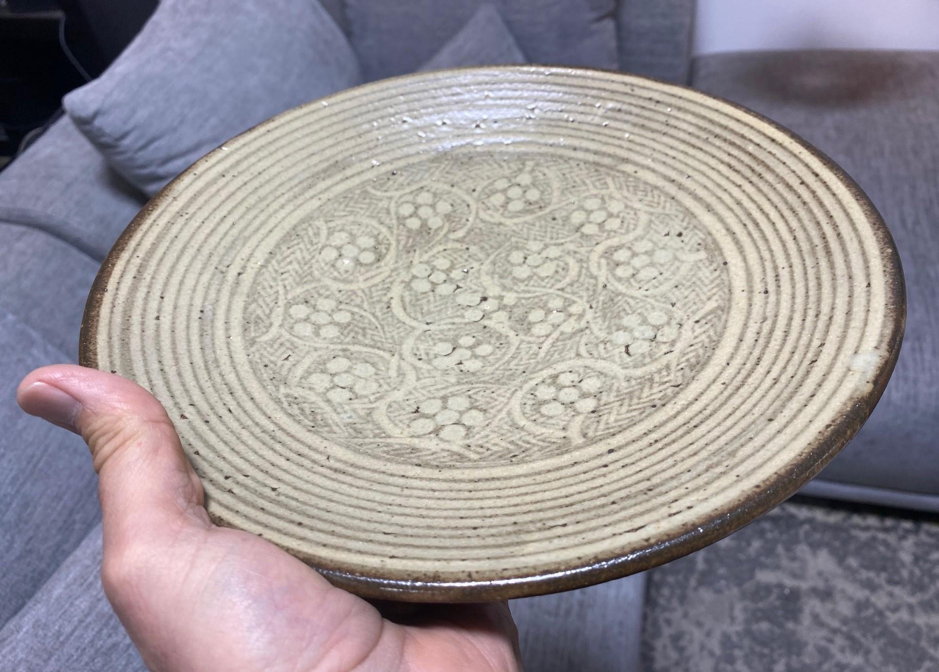 Tatsuzo Shimaoka Signed Japanese Mingei Rope Inlay Mashiko Pottery Plate Charger For Sale 6