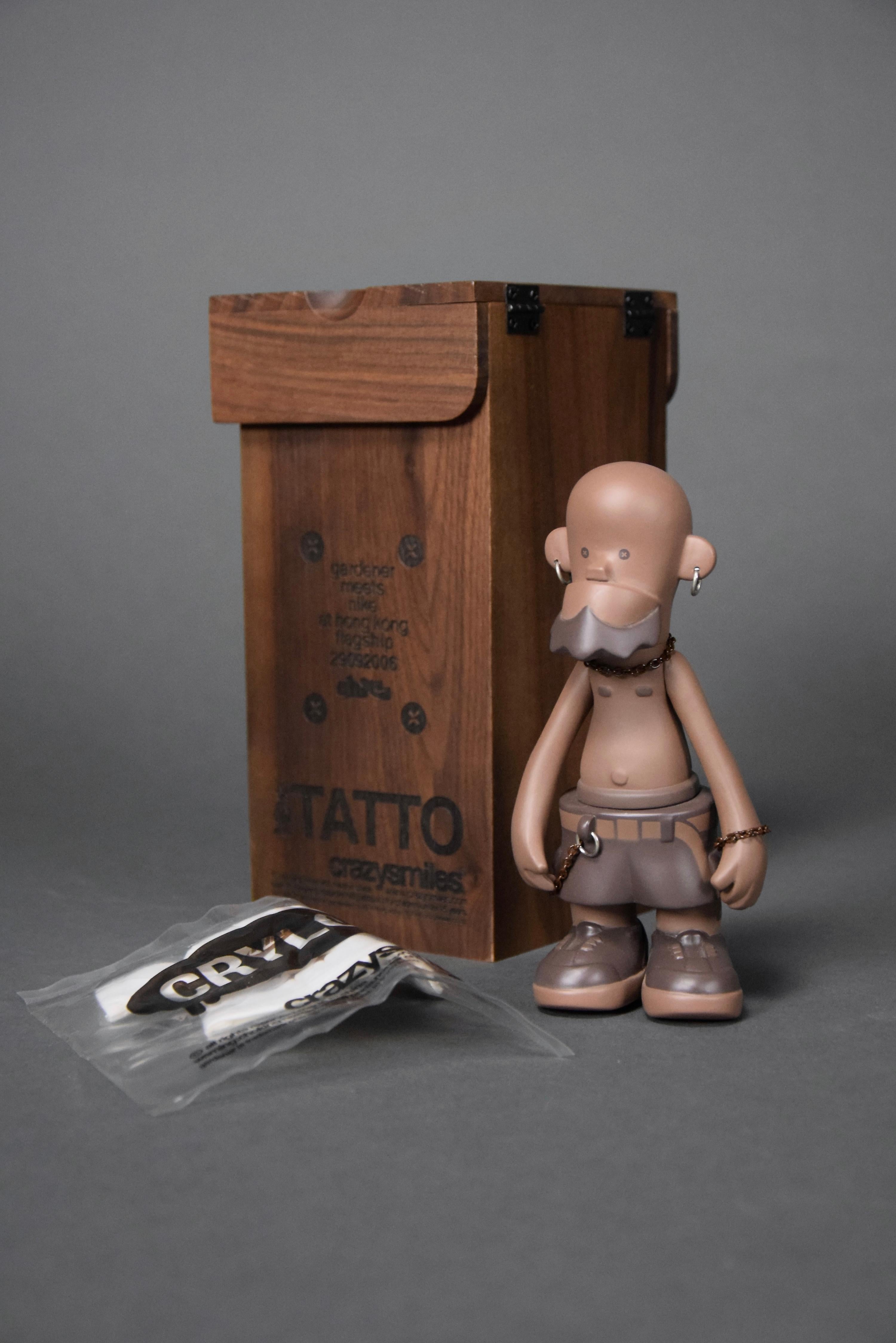 Tatto Limited Edition Gardener Meets NIKE 2006 Designer Toy In Good Condition For Sale In Weesp, NL