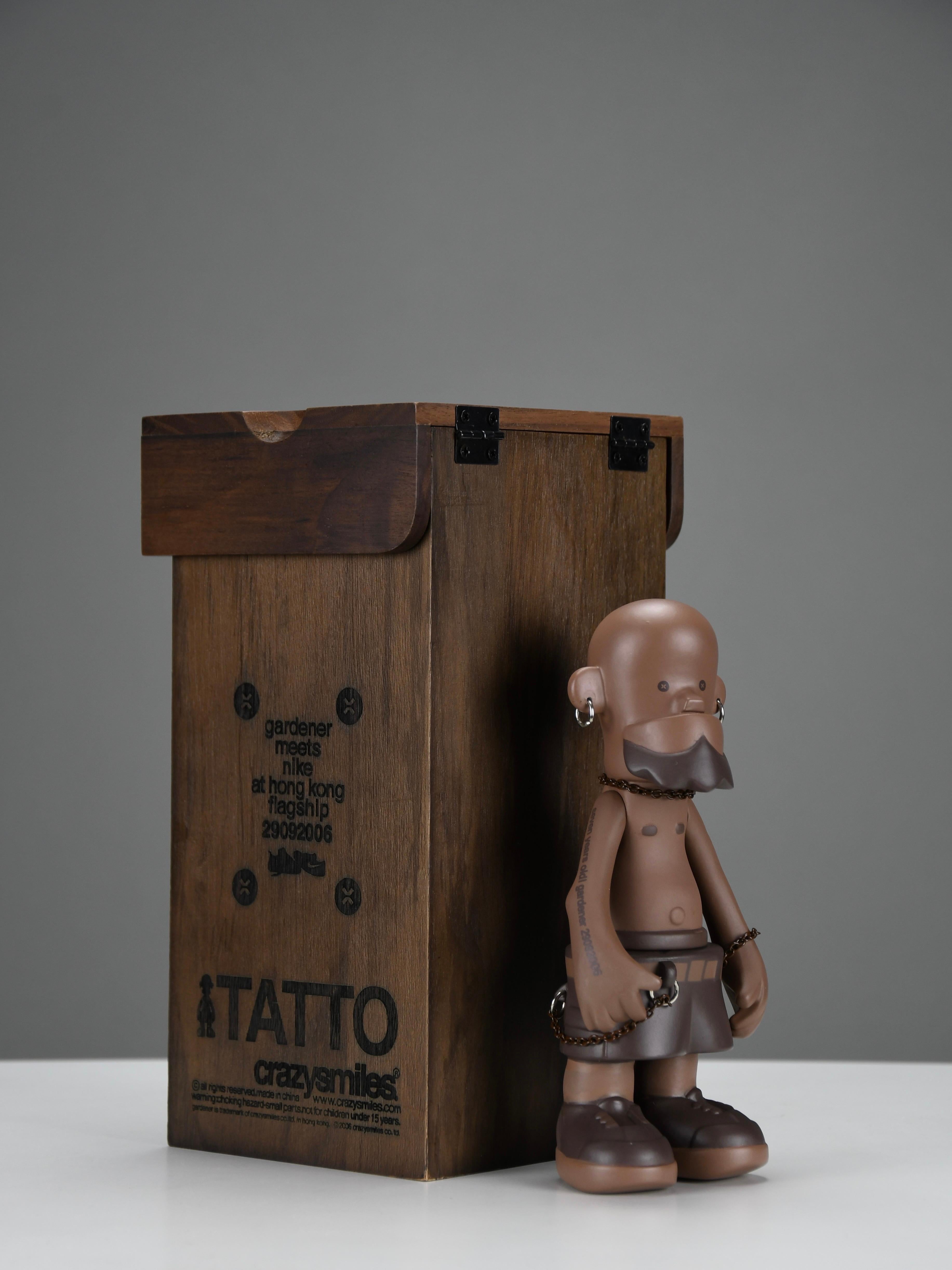 Il giardiniere Tatto in edizione limitata incontra il Designer Toy 2006 di NIKE in vendita 1