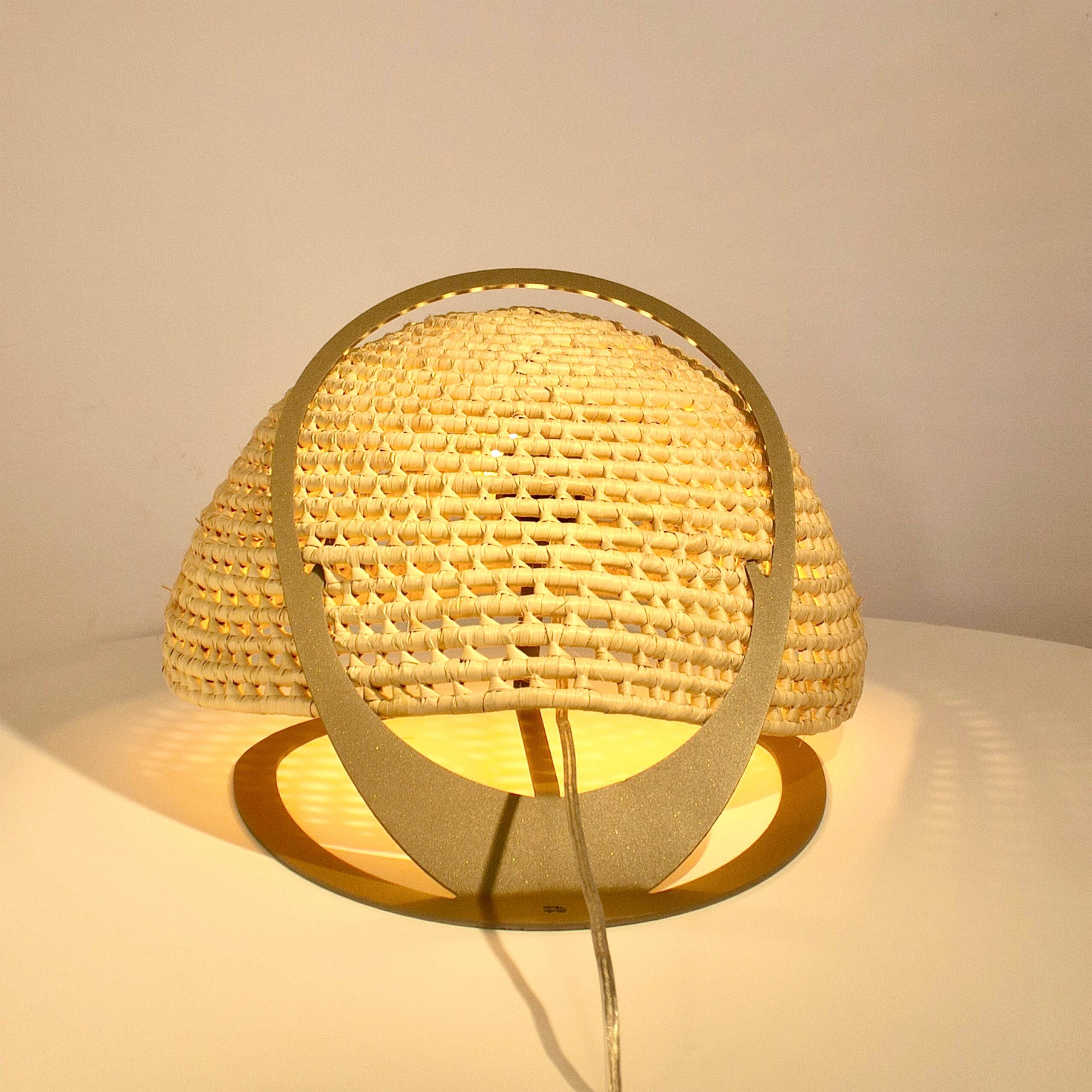 Contemporary Tatupeba Sconce Lamp GOLDEN BROWN in Natural Palm Fiber 'LARGE' - EU plug typ C For Sale