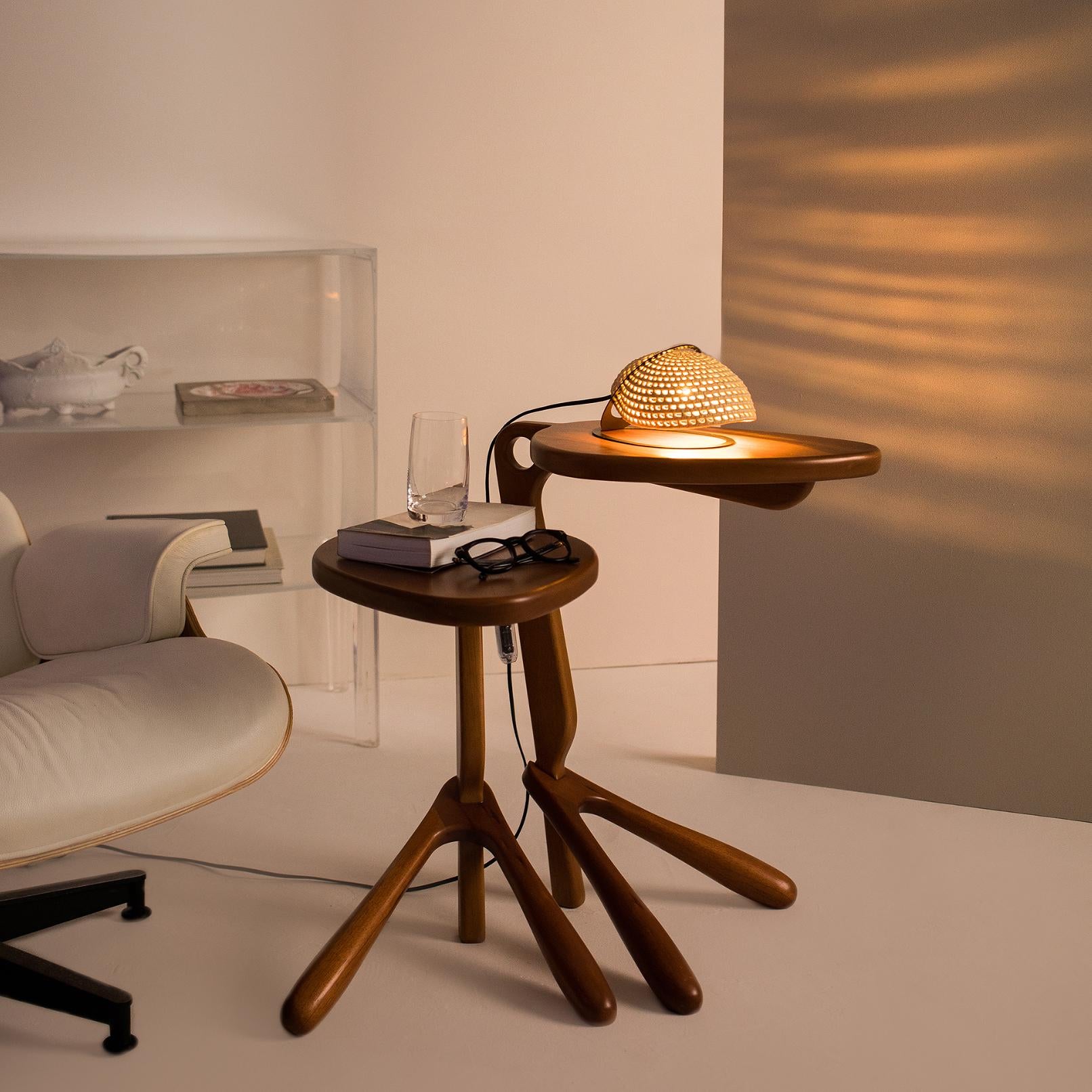 Tatupeba table Lamp GOLDEN BROW  in Natural Palm Fiber 'Small' - EU plug typ C. For Sale 2