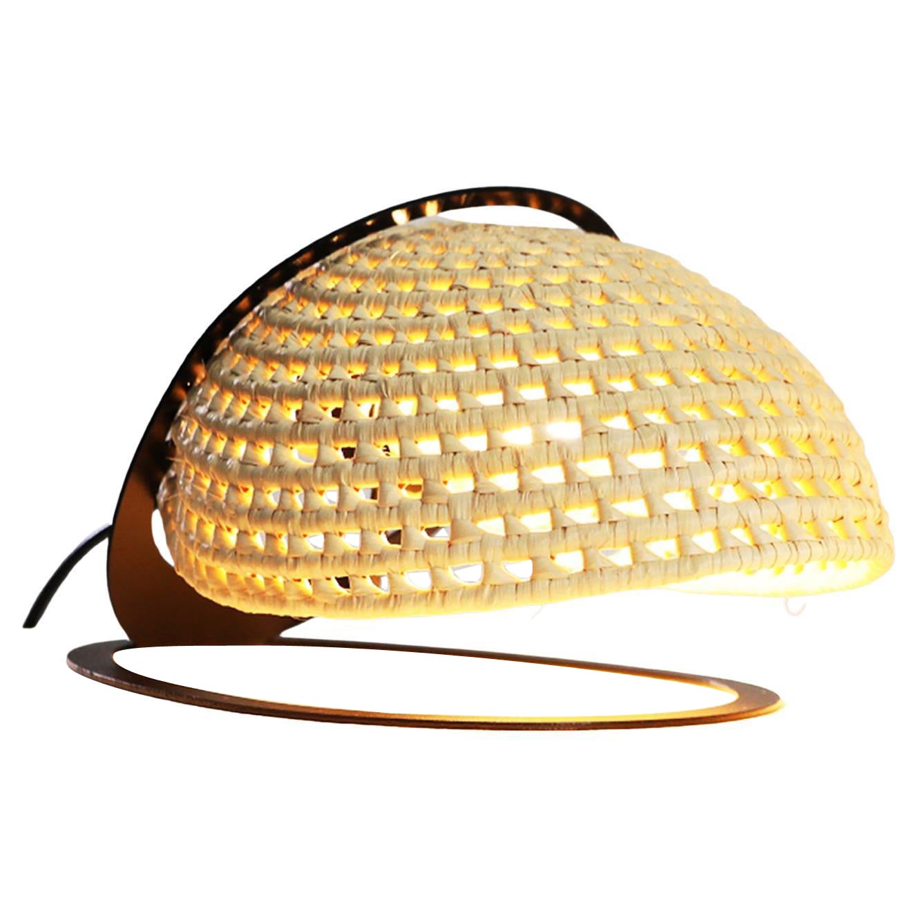 Tatupeba table Lamp GOLDEN BROW  in Natural Palm Fiber 'Small' - EU plug typ C.