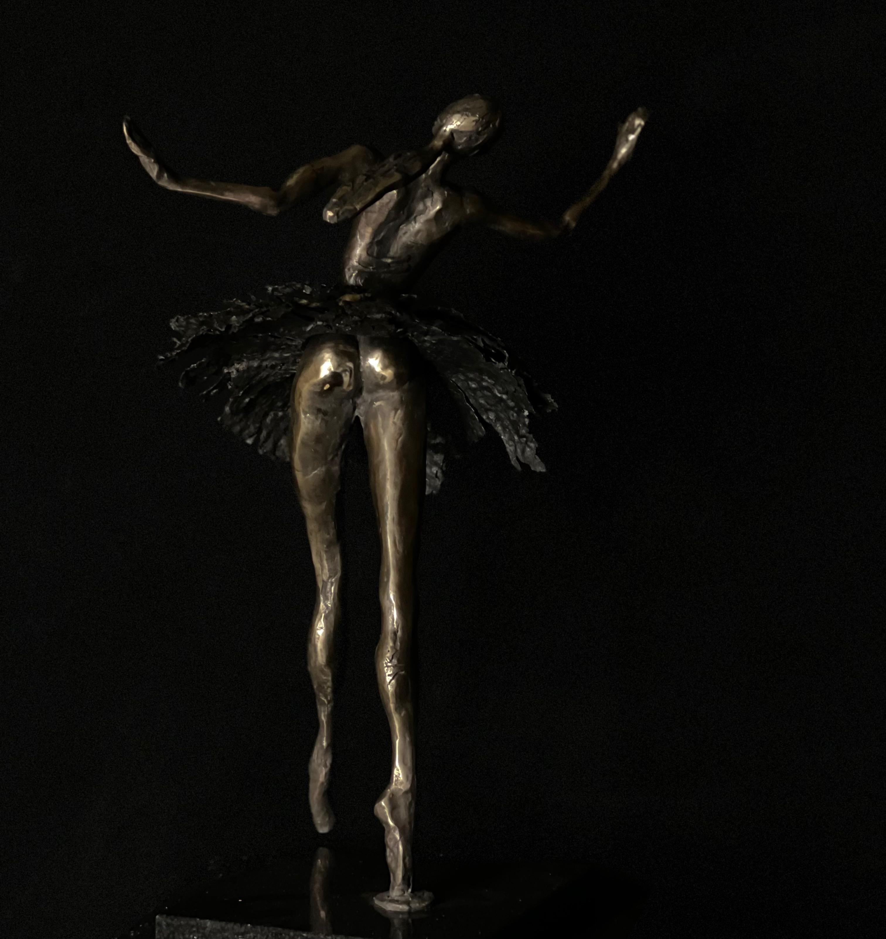 Ballerina-Tänzerin - Bronze-Tänzer-Skulptur im Angebot 1
