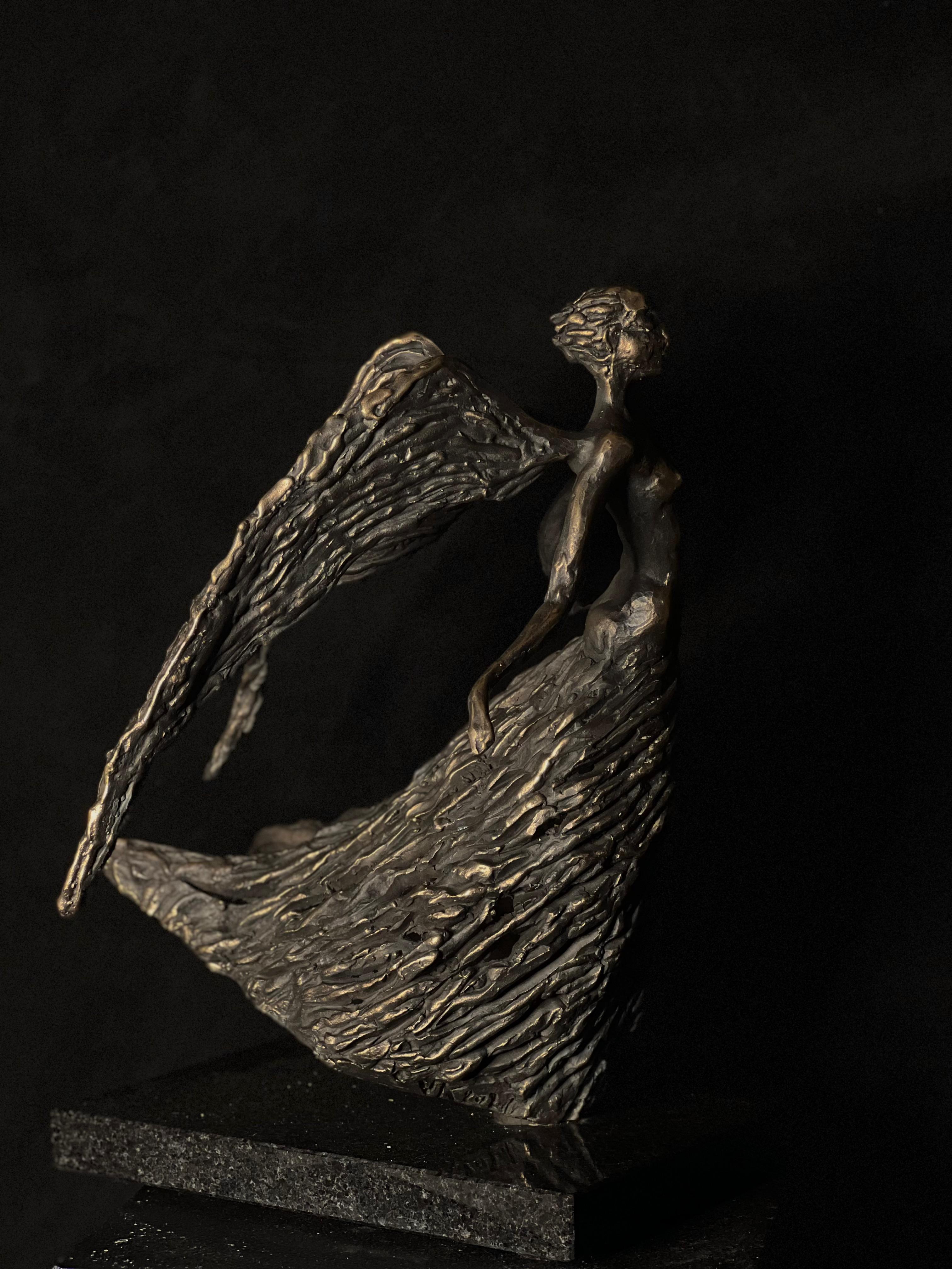 L'ange gardien - sculpture en bronze en vente 1