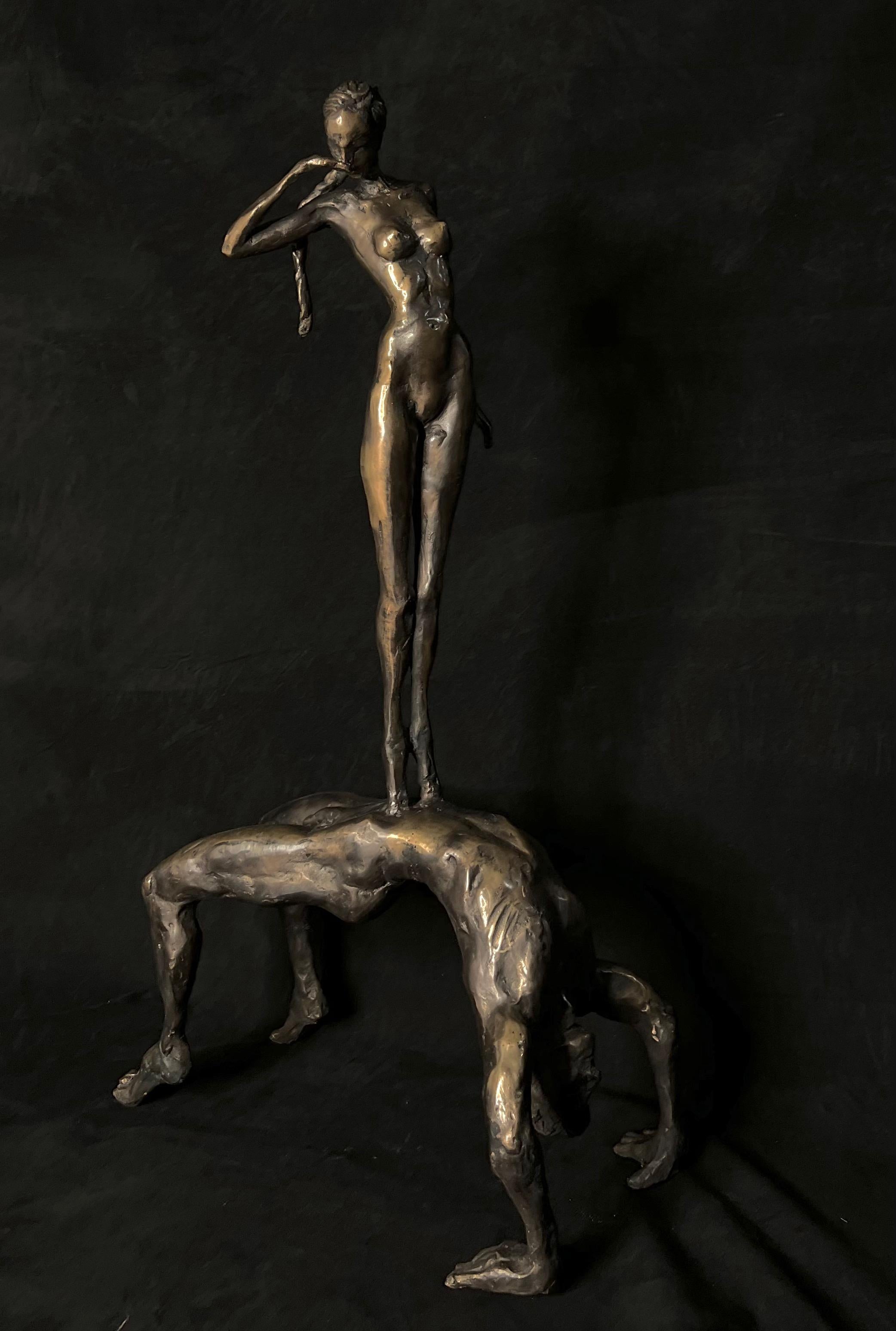 tauno Kangro Figurative Sculpture – Oh, meinst! Figurative Bronze-Skulptur