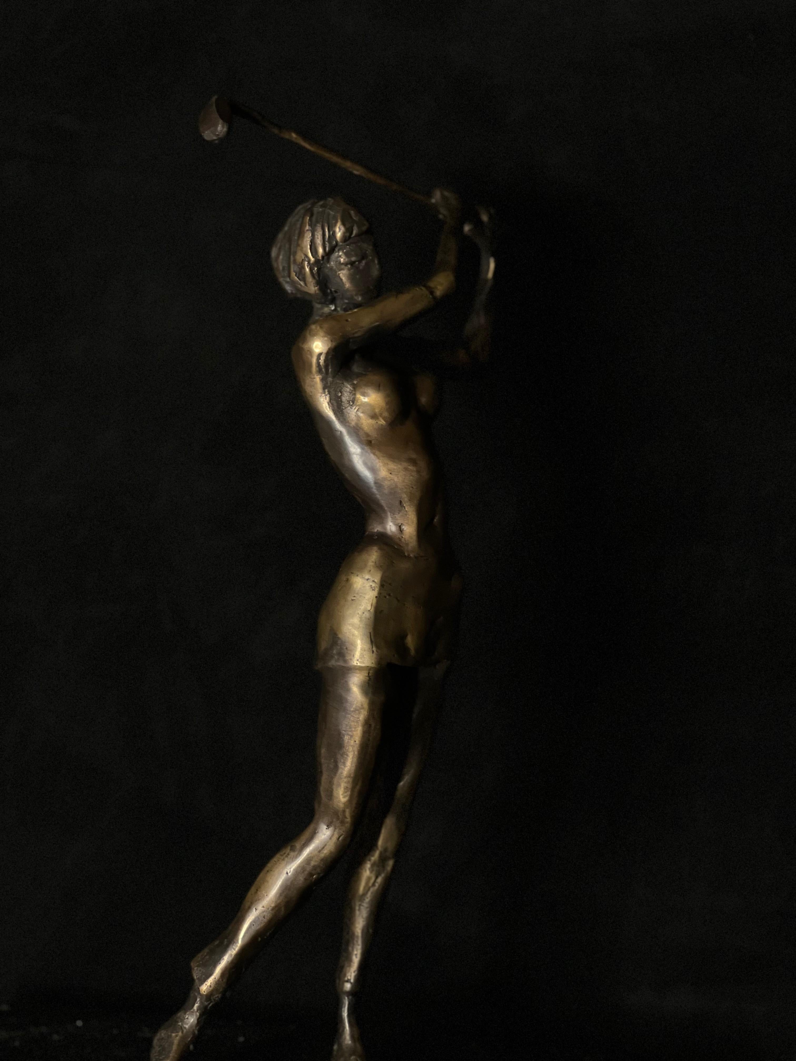 Bronze sculpture from Tauno Kangro's figurative bronze selection. Golf player in bronze. 