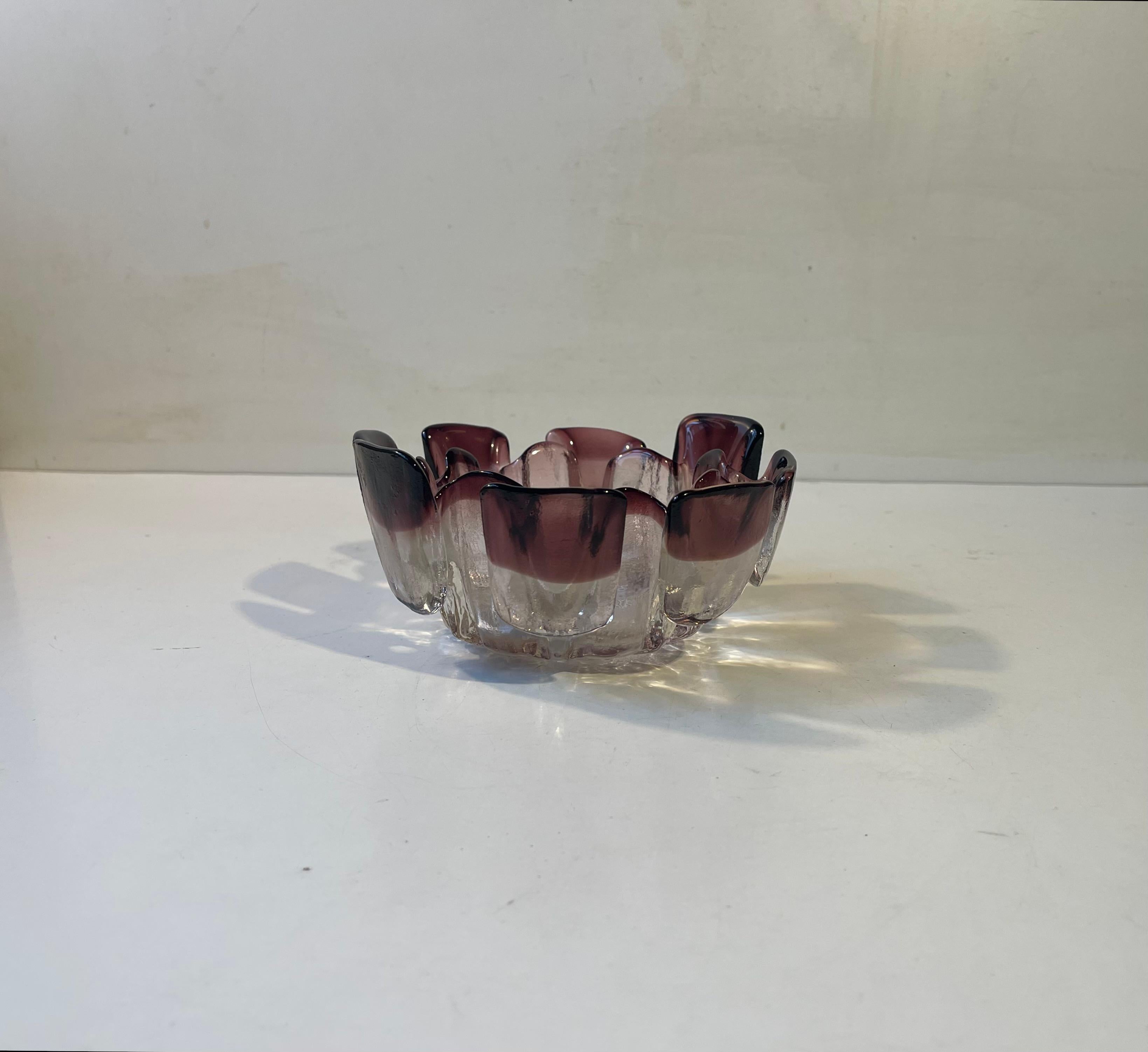 Finnish Tauno Wirkkala Brutalist Glass Bowl for Humppila Finland, 1970s