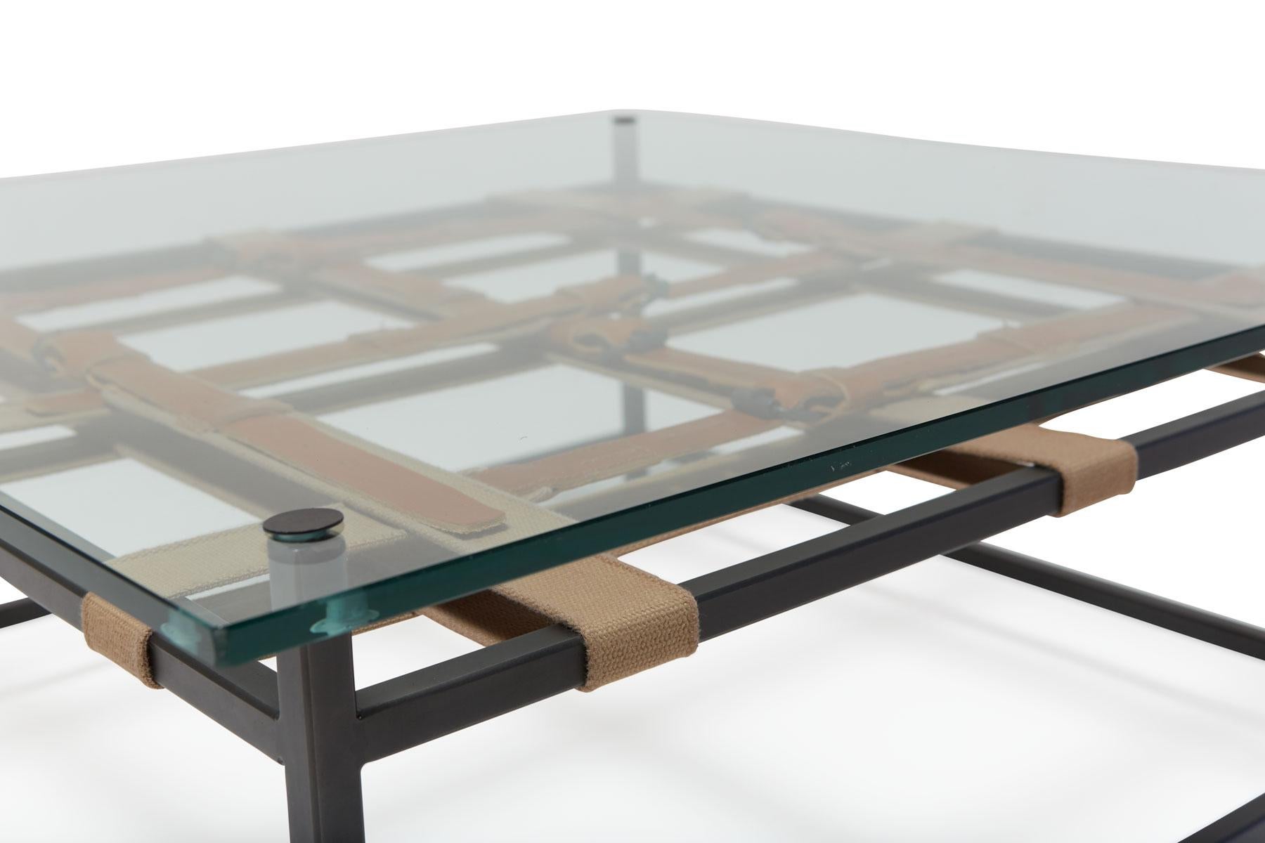 Acier Table basse en verre ceinturée en vente