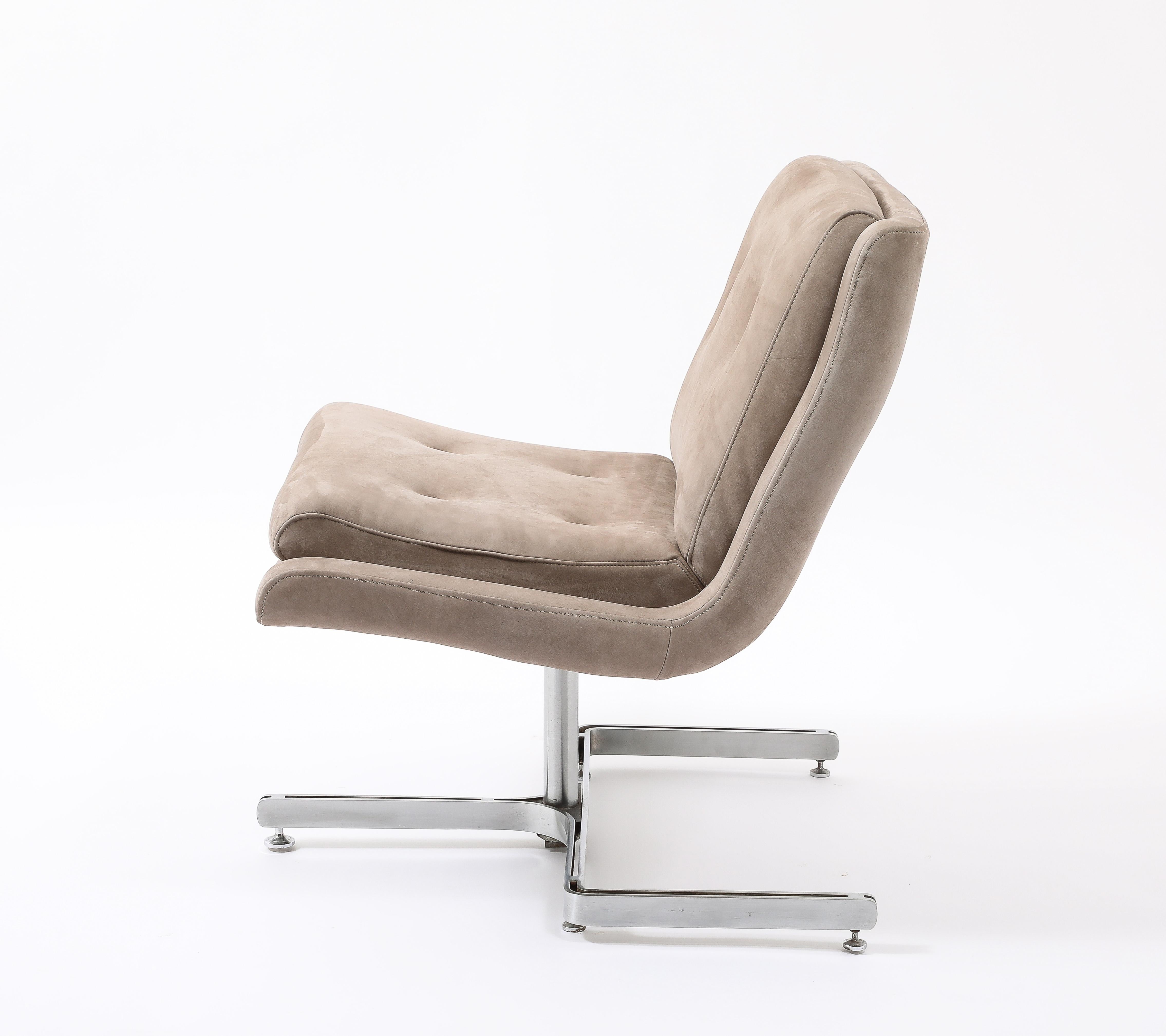 20ième siècle Paire de chaises à pantoufles Raphael, France 1950's en vente