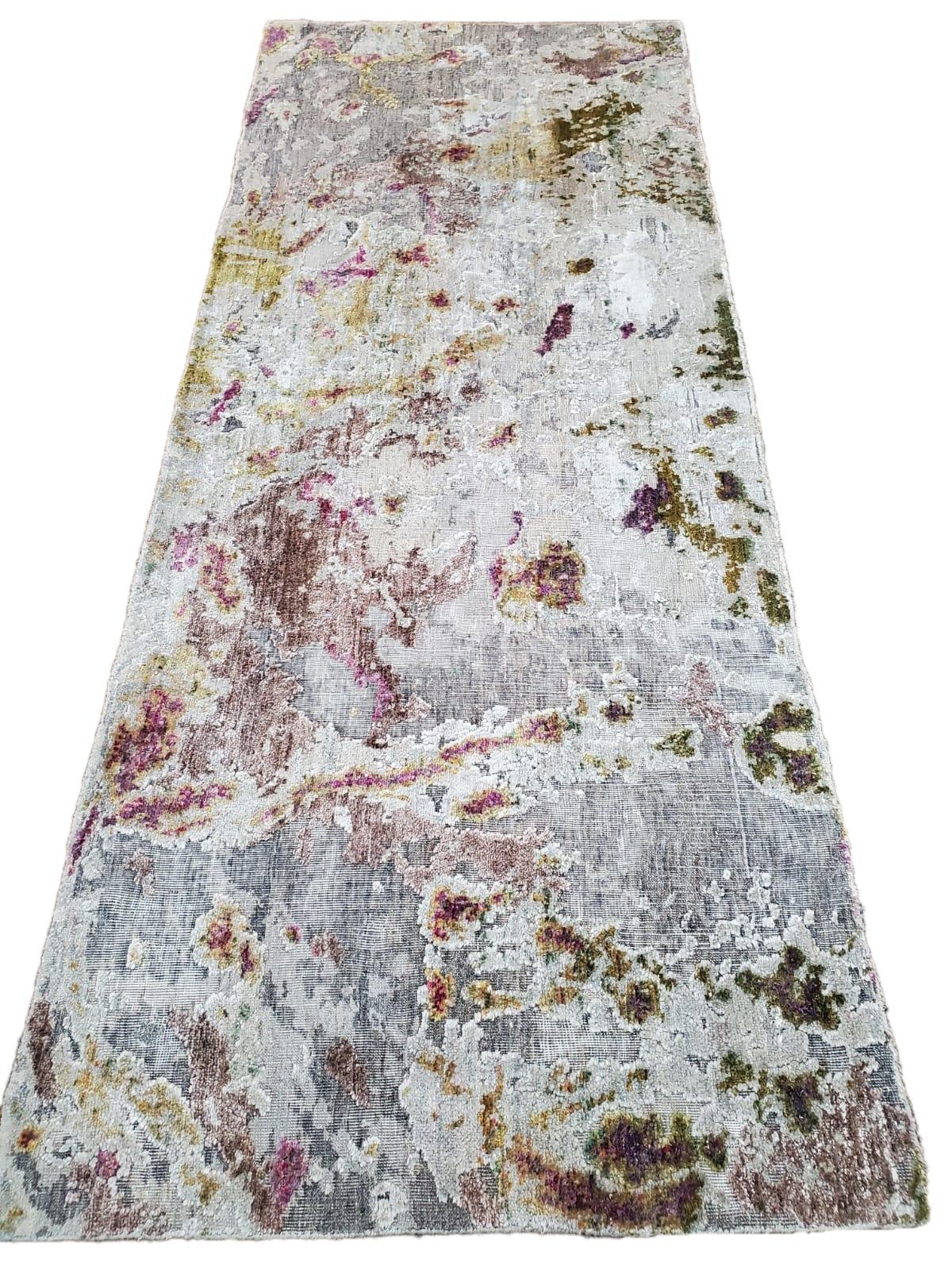 Laine Tapis abstrait organique noué à la main en laine et soie, couleur taupe, rose et citron, en stock 12'x15'  en vente
