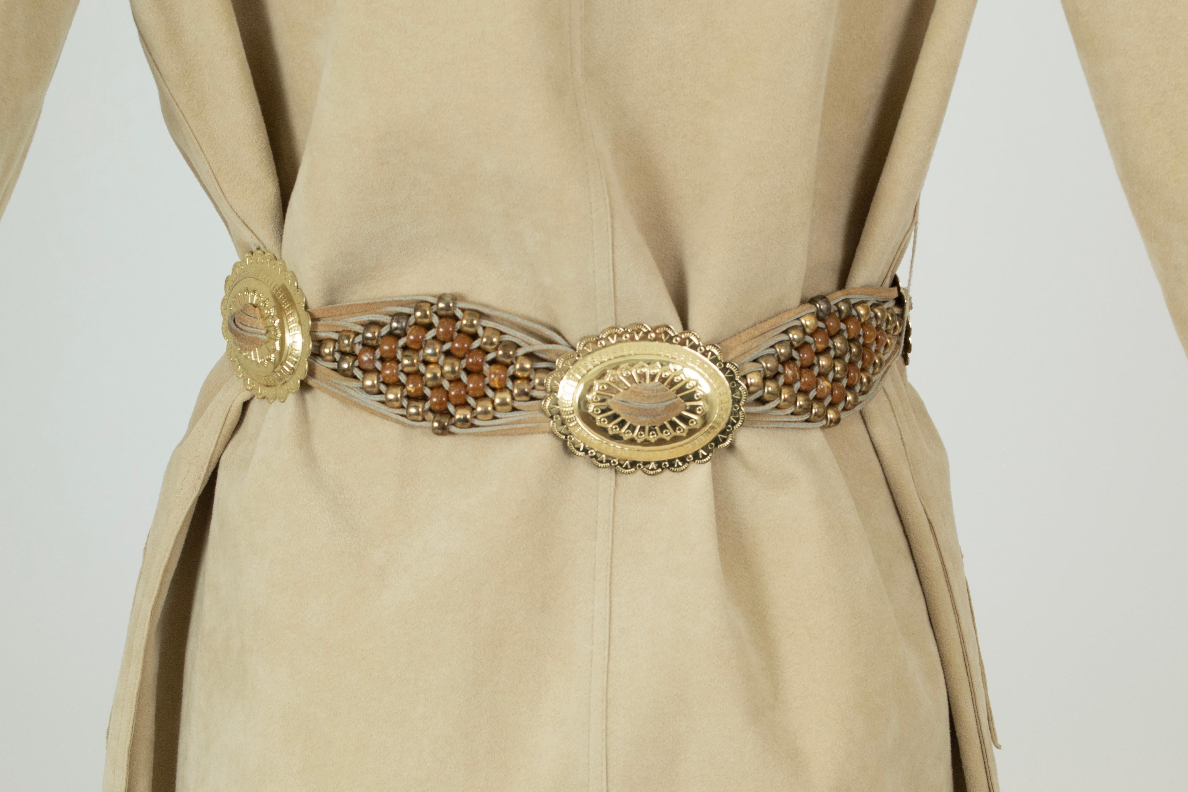 Taupe Ultrasuede Western Shirt Dress with Fringed Concho Belt – L, 1970s For Sale 2
