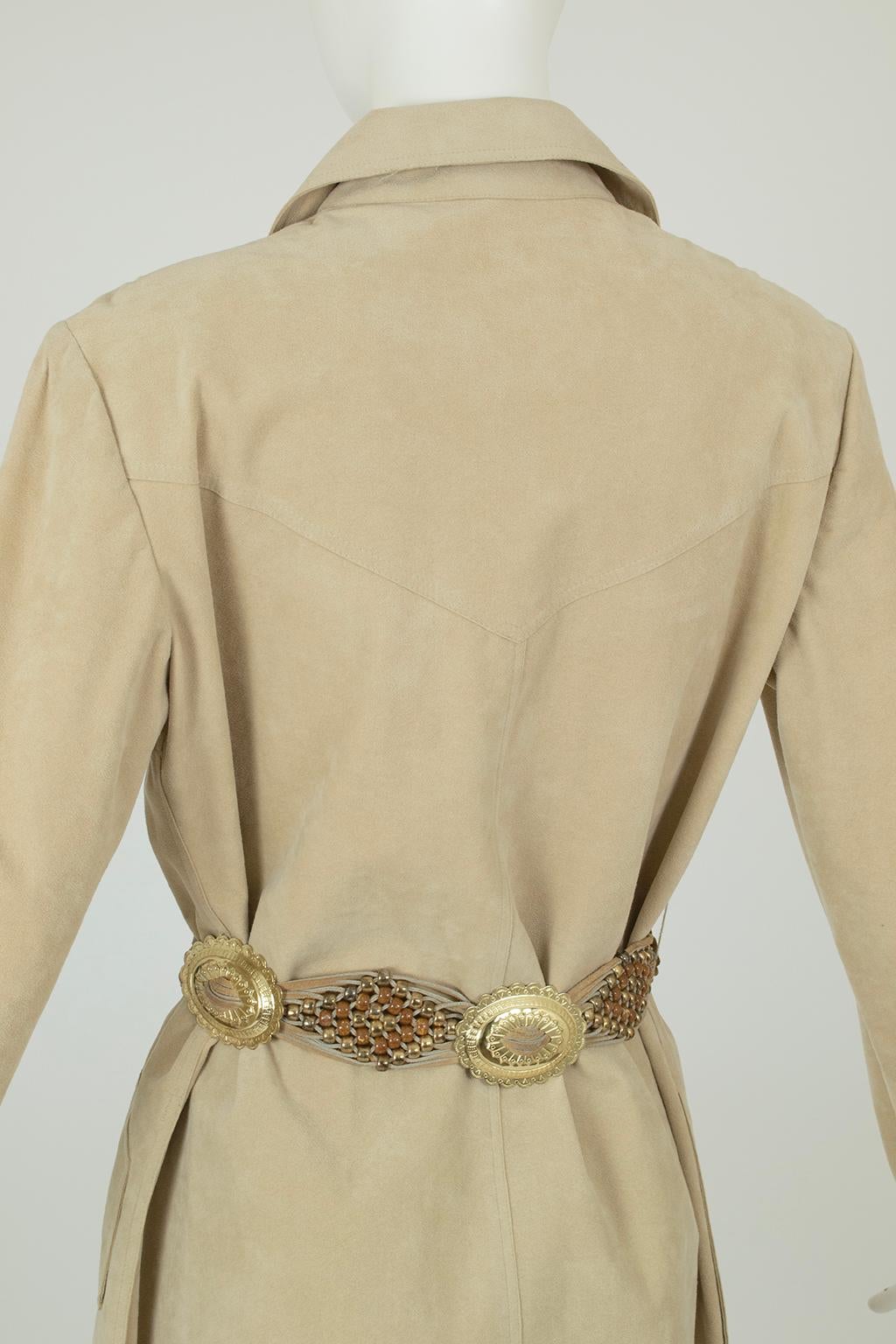 Taupe Ultrasuede Western Shirt Dress with Fringed Concho Belt – L, 1970s For Sale 3
