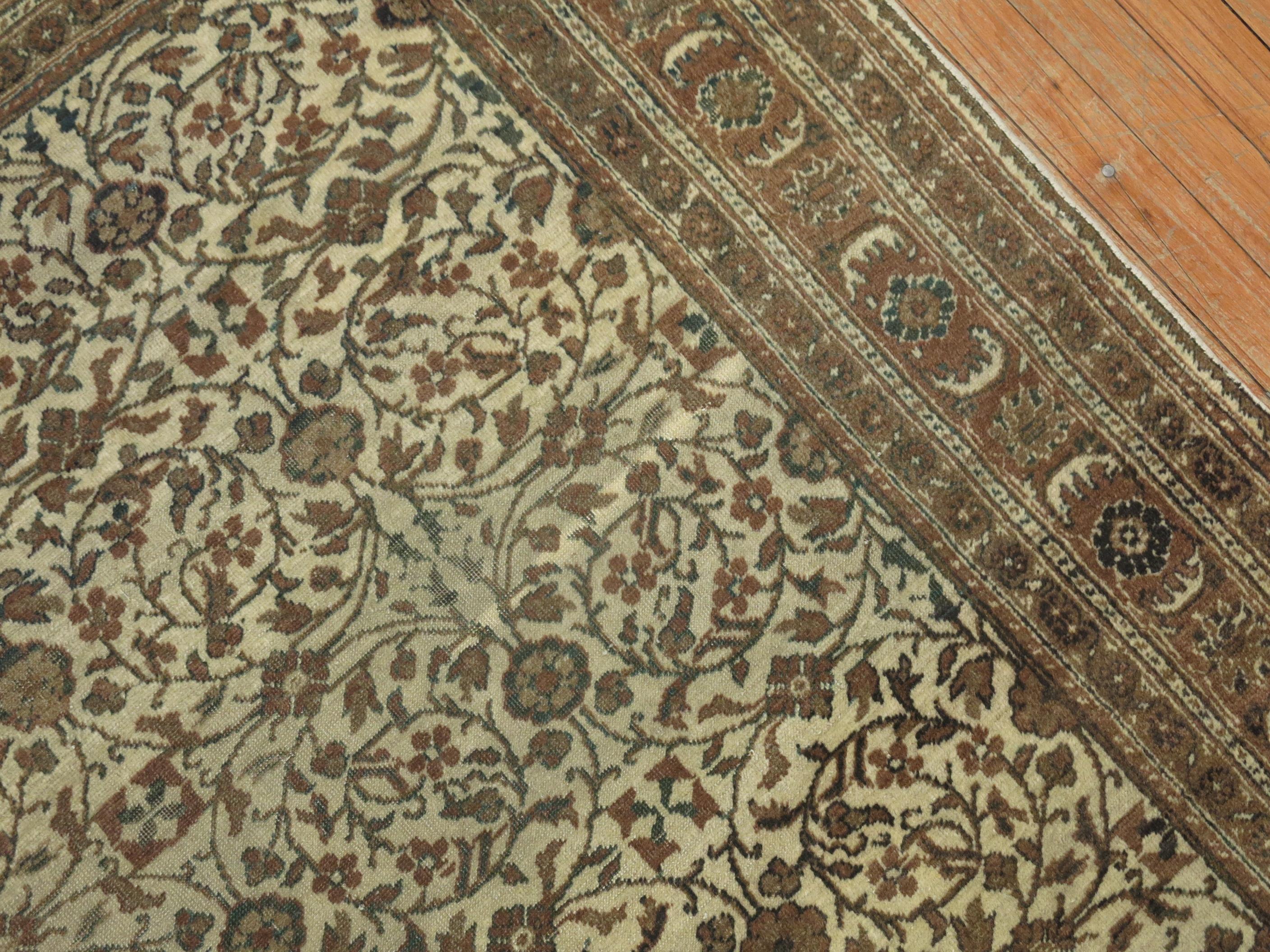 Türkischer Vintage-Sivas-Teppich aus der Mitte des 20. Jahrhunderts.

3'10'' x 5'7''