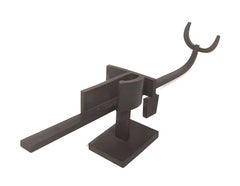 "Tauro A" Escultura de acero envejecido de Faustino Aizkorbe