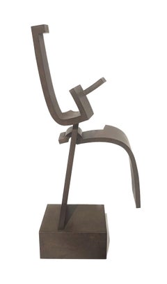 Escultura de acero envejecido "Tauro B" de Faustino Aizkorbe