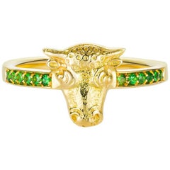 Tauros Bull Tsavorite 18 Karat Gold Ring