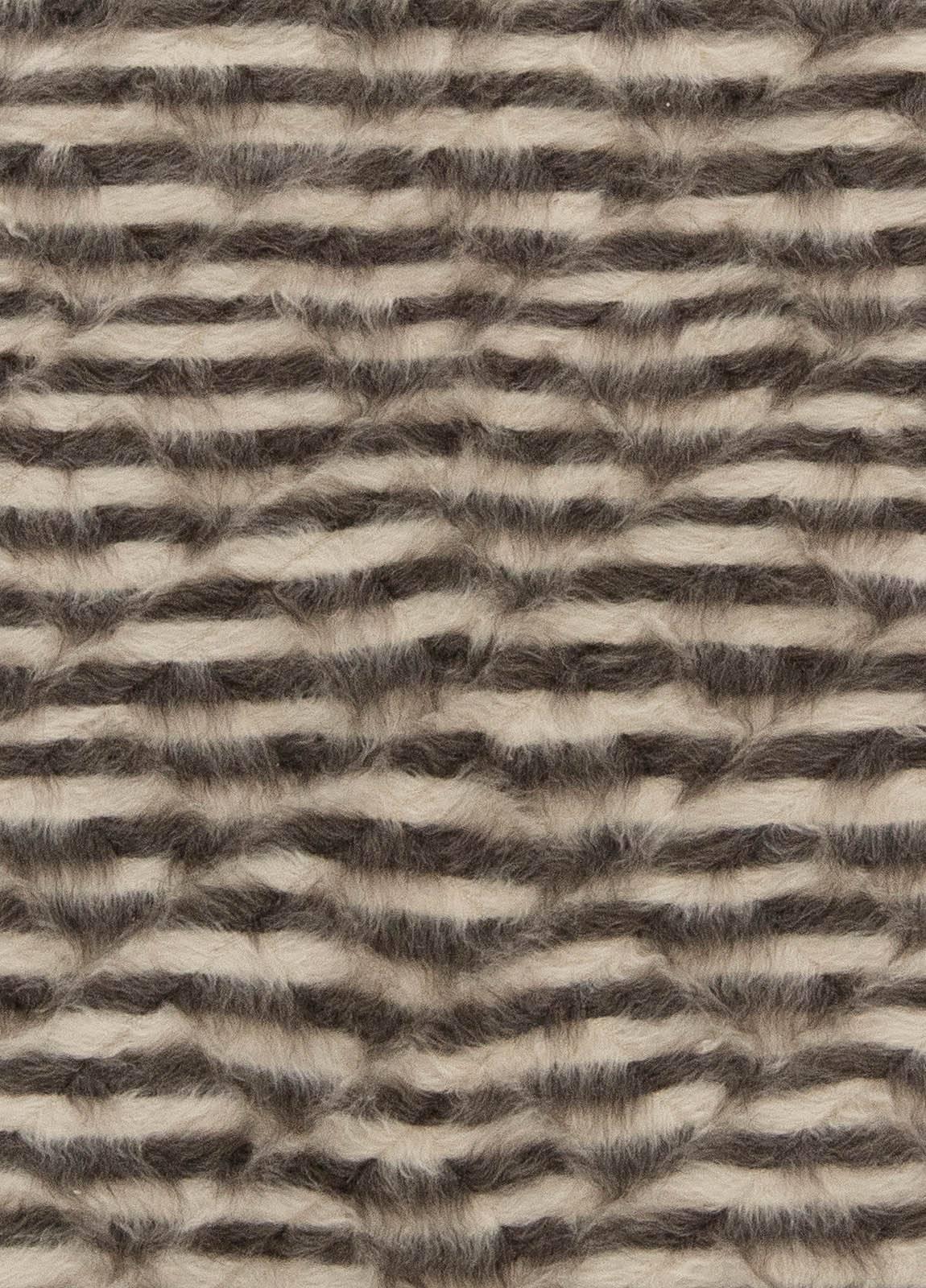 Collection Saurus tapis moderne rayé en poils de chèvre par Doris Leslie Blau
Taille : 6'0