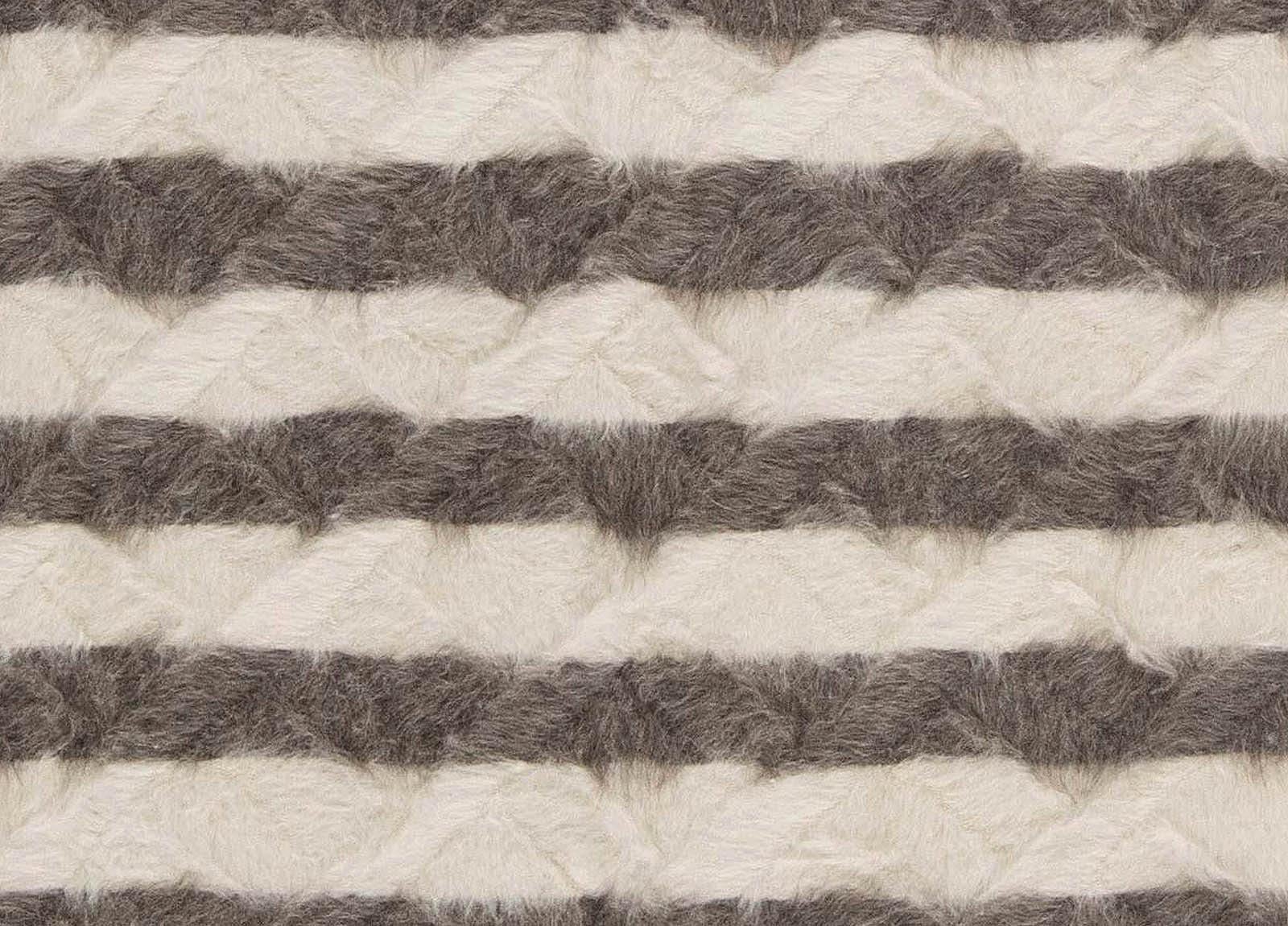 Tapis moderne rayé en poil de chèvre de la Collection Taurus de Doris Leslie Blau
Taille : 4'0