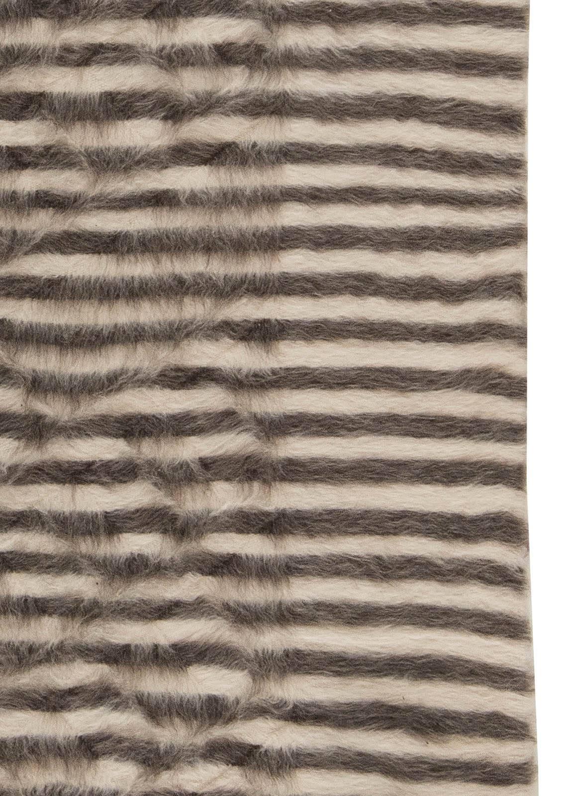 Moderne Tapis à rayures moderne en poils de chèvre de la collection Taurus de Doris Leslie Blau en vente
