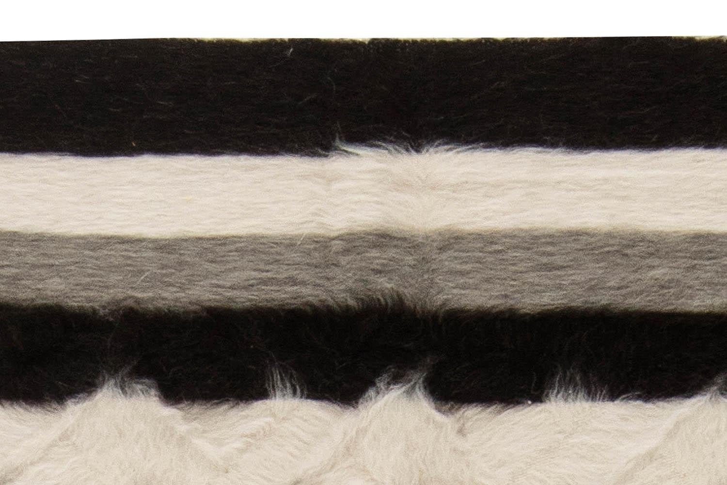 Taurus Collection Striped Goat Hair Rug by Doris Leslie Blau In New Condition For Sale In New York, NY