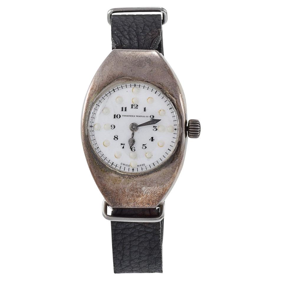 Tavannes Tonneau Montre à cadran en porcelaine et argent sterling en vente