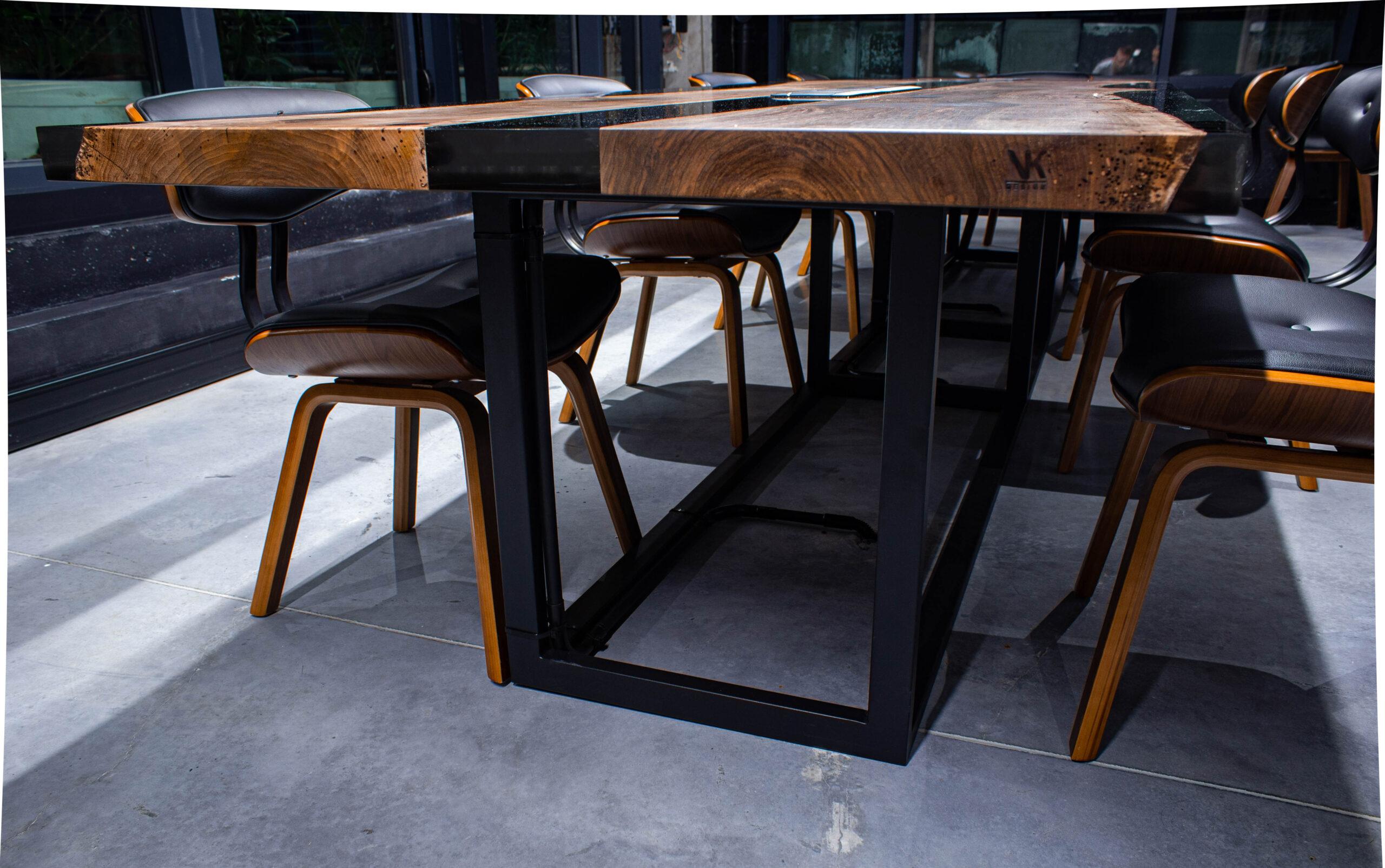 Tavex Dining Table by KV Design For Sale 7