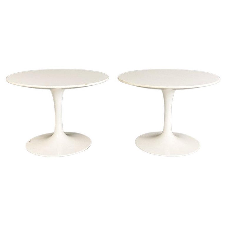Italian Mid-Century Modern Tulip Coffee Tables by Eero Saarinen for Knoll,  1960s For Sale at 1stDibs