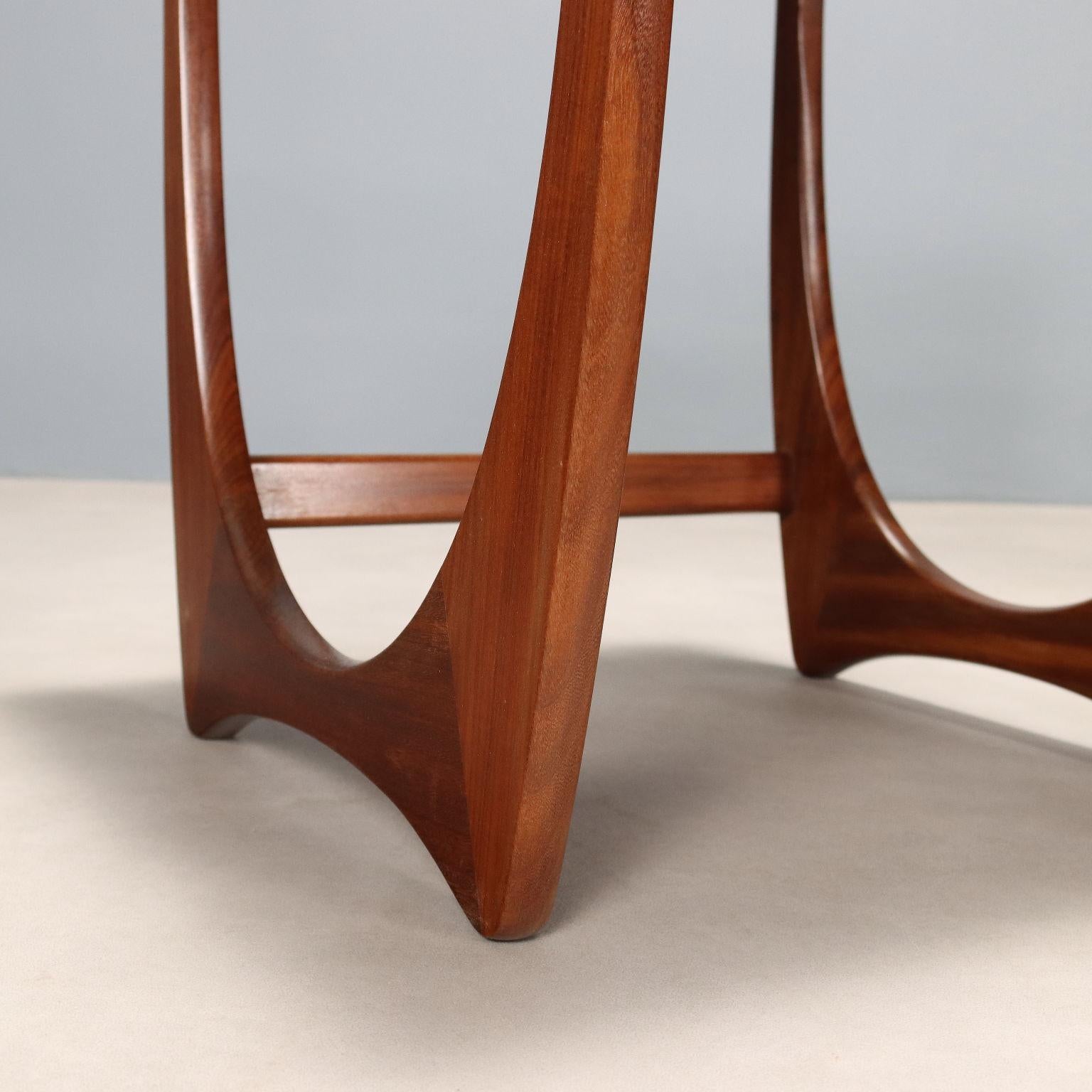 Teak Tavolini a nido anni '60 Manifattura Nordeuropea For Sale
