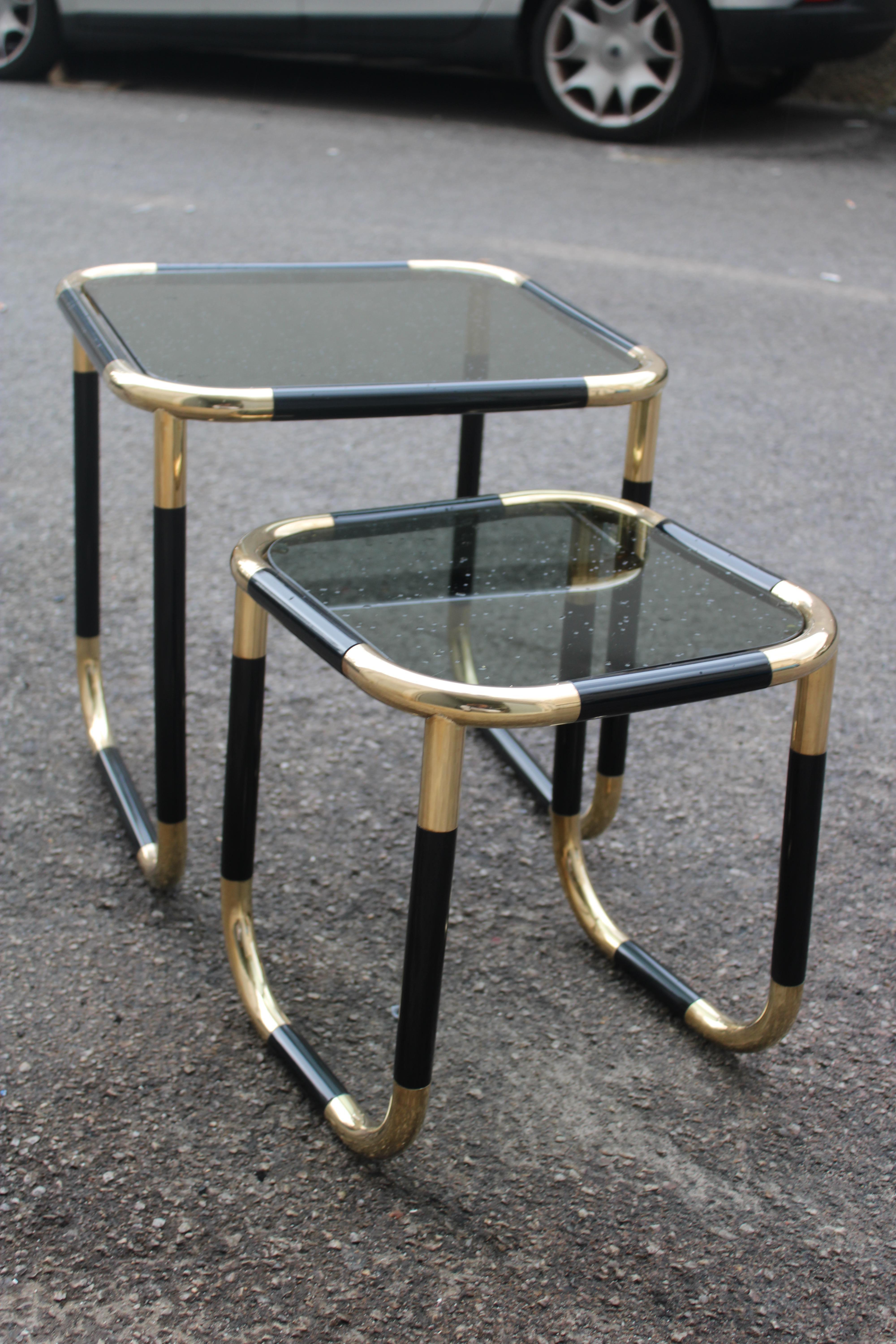 Tavolini ad incastro in tubolare smaltato e Ottone Italia 1960 In Good Condition For Sale In Palermo, Sicily