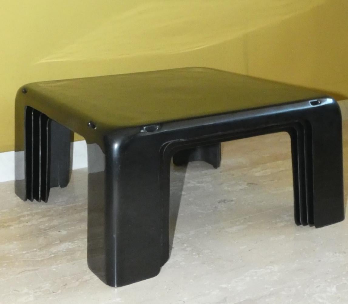Quattro Gatti stackable coffee tables by Mario Bellini for C&B Italia For Sale 4