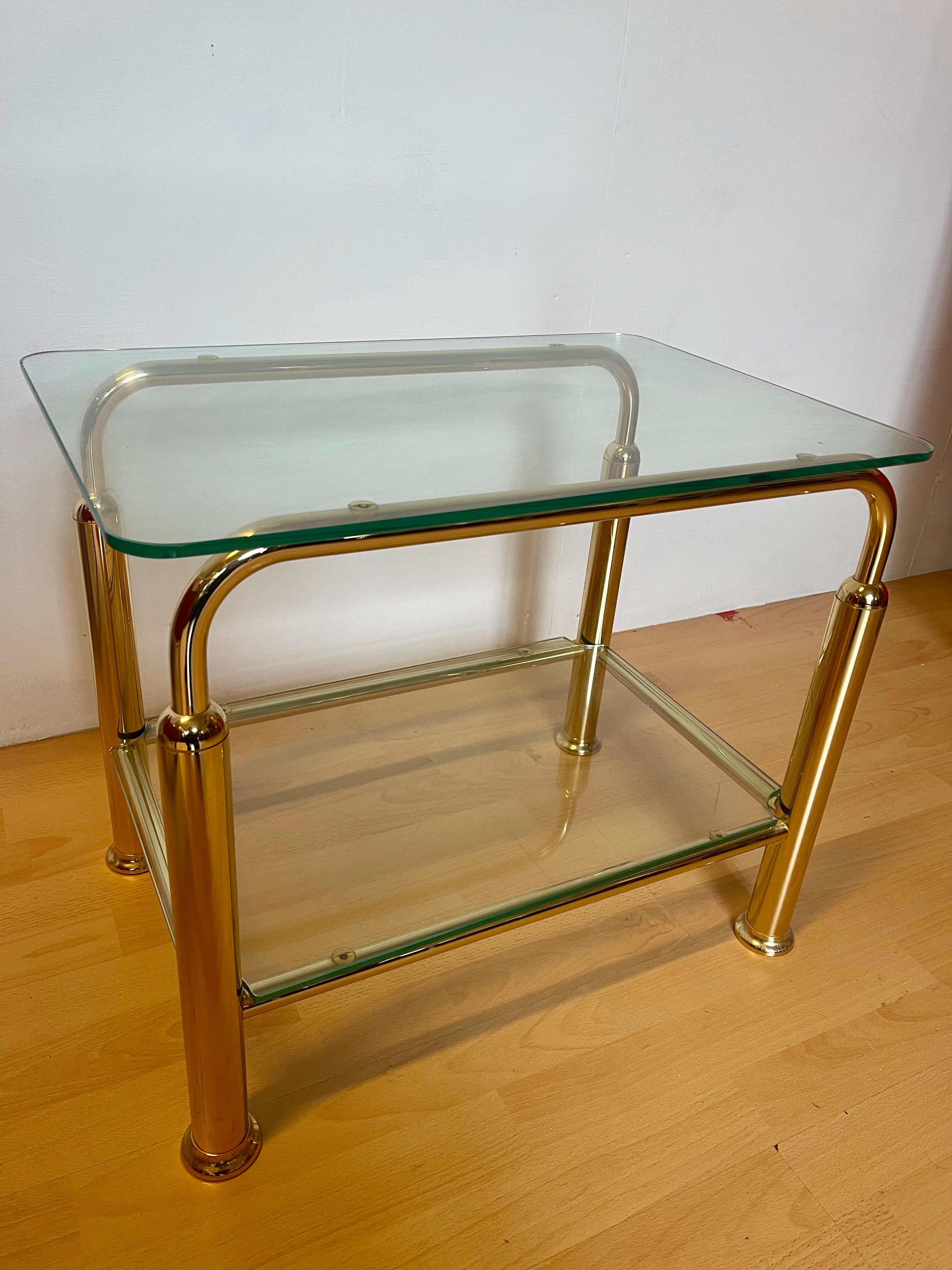 Tavolini italiano in ottone e vetro anni '90 en venta 8