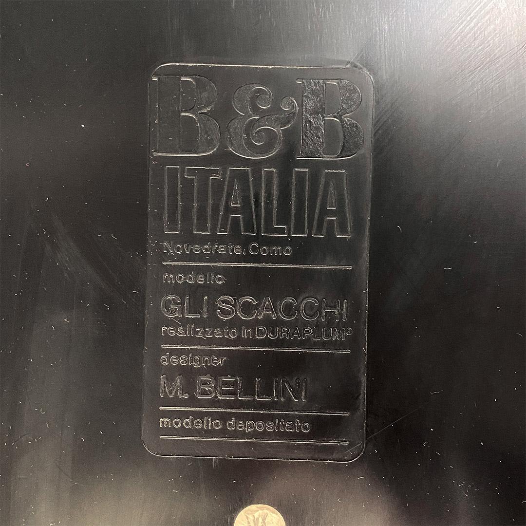 Schwarze Couchtische aus der Serie Gli Scacchi von Mario Bellini für B&B Italia, 1971 im Angebot 11