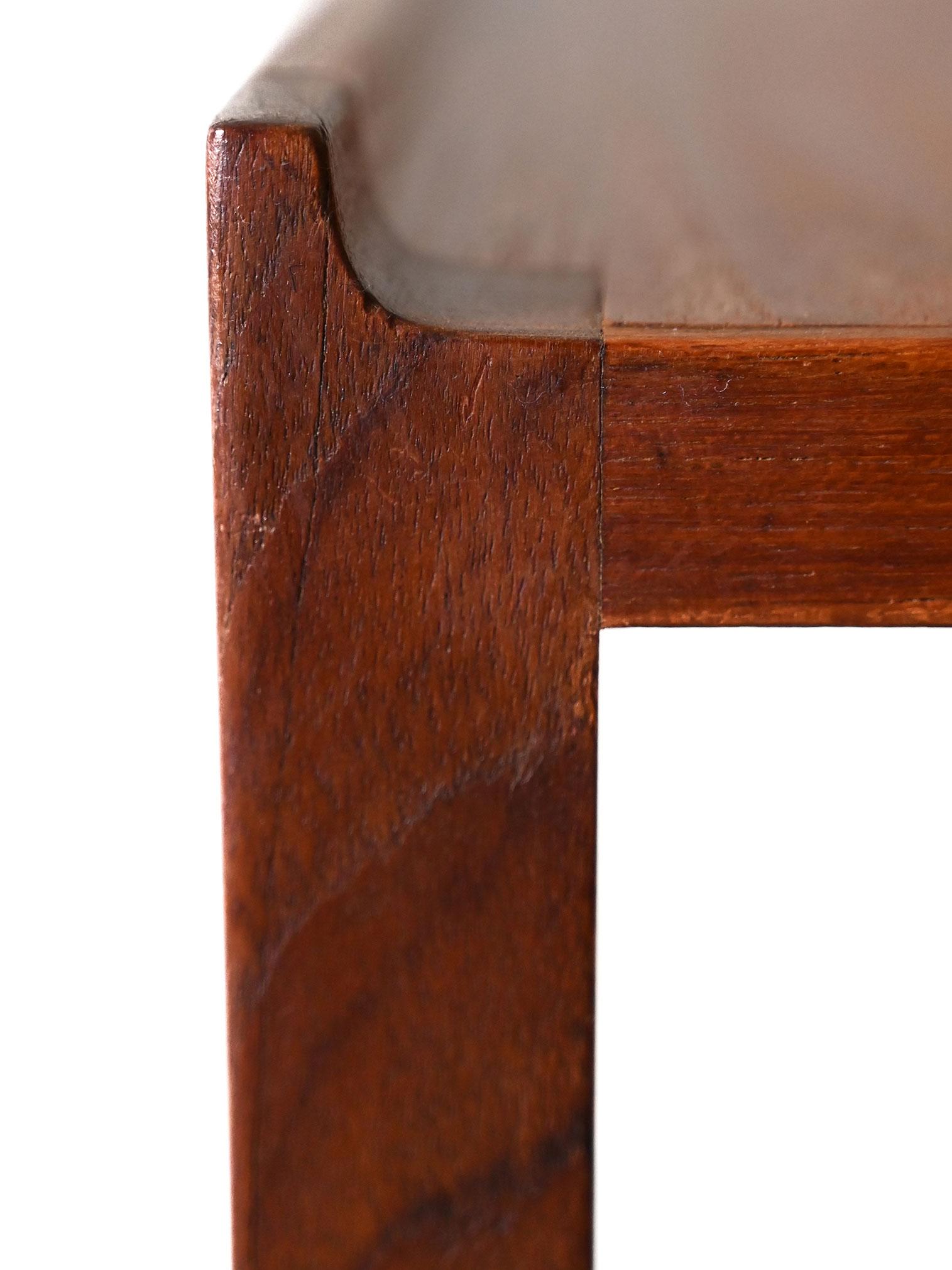 Schwedische Couchtische aus Teakholz im Angebot 5