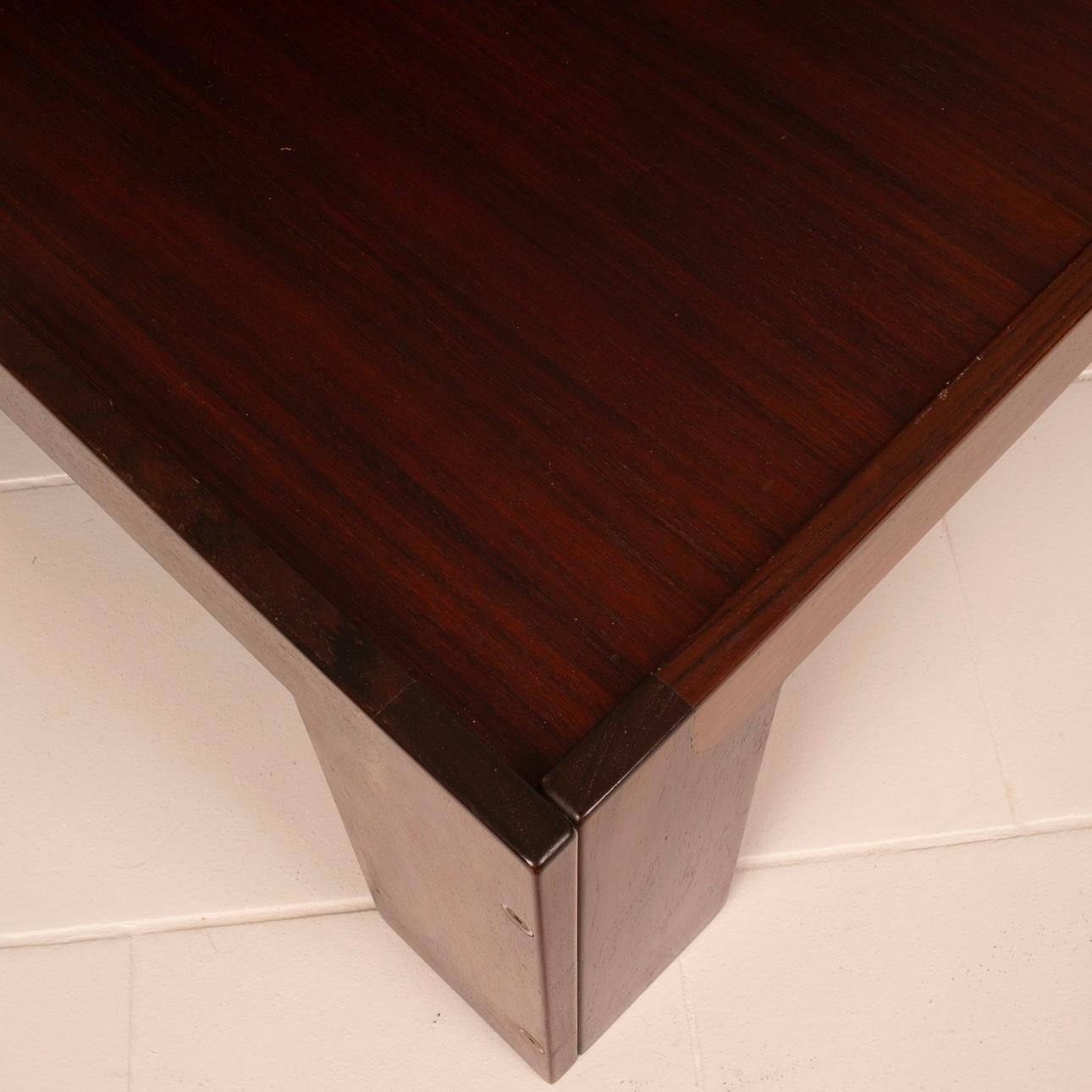 Italian 771 Side Table by Afra and Tobia Scarpa for Cassina, 1960 For Sale
