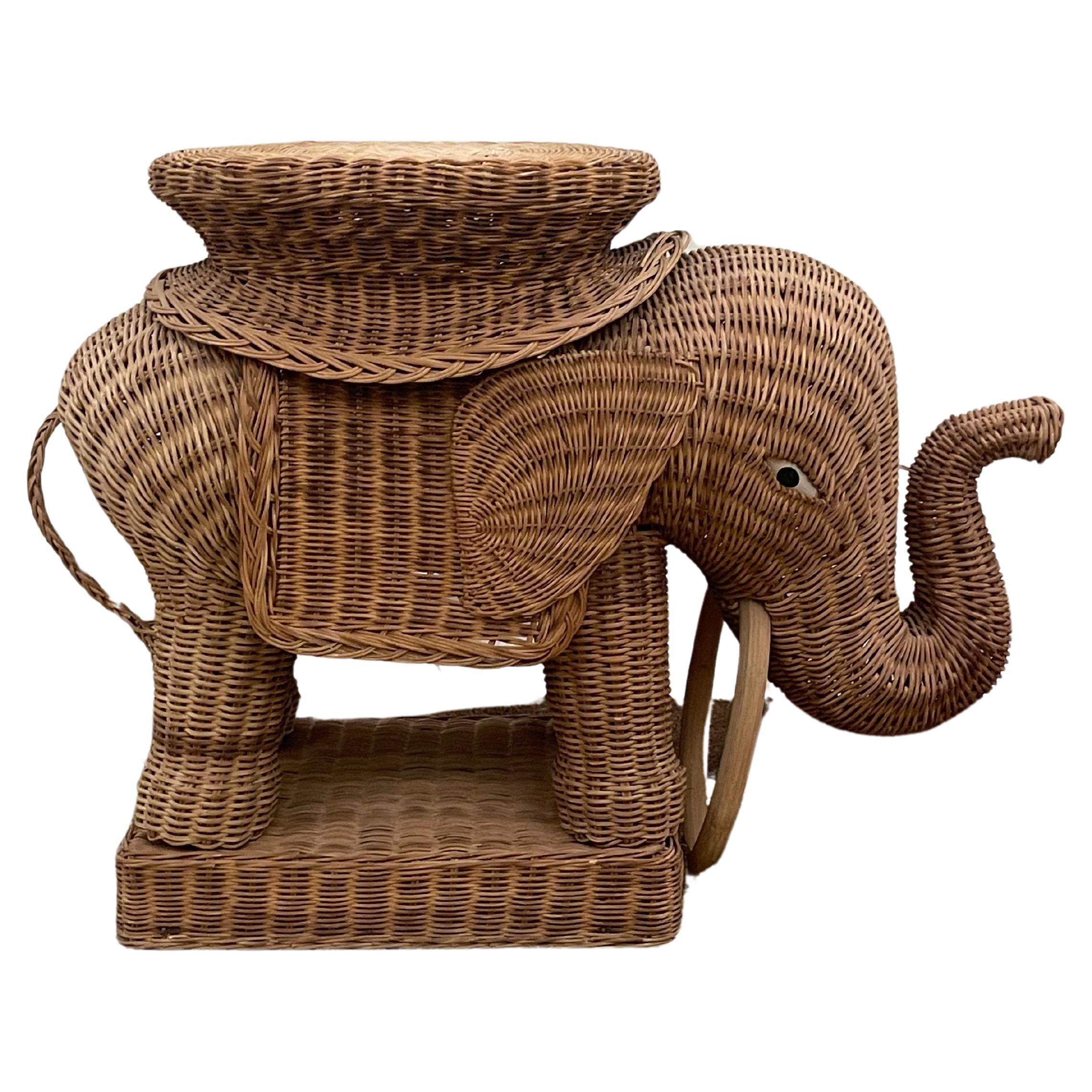Elephant-shaped rattan coffee table, 1960s For Sale