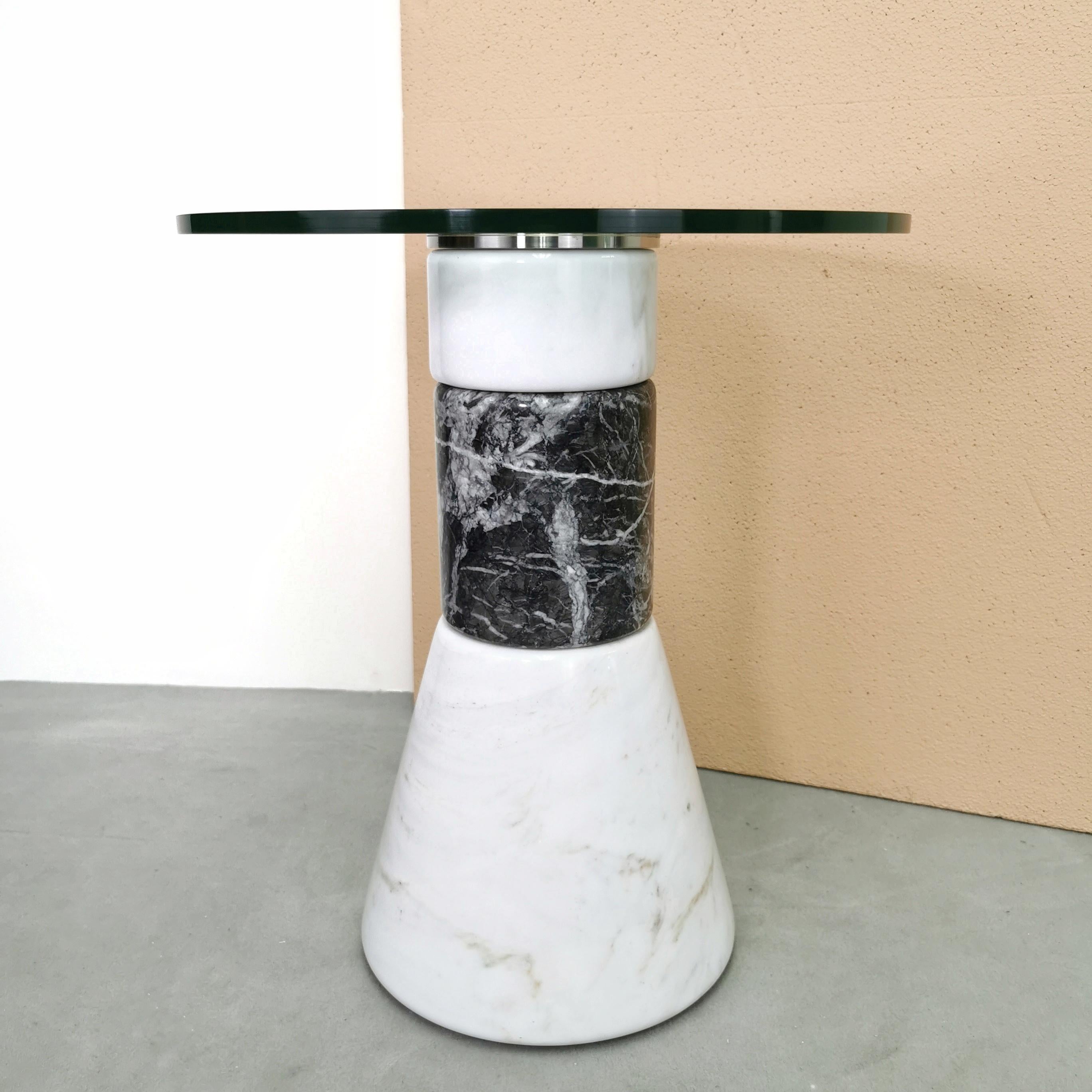 20th Century Marble and glass high side table Acerbis 1980's production For Sale