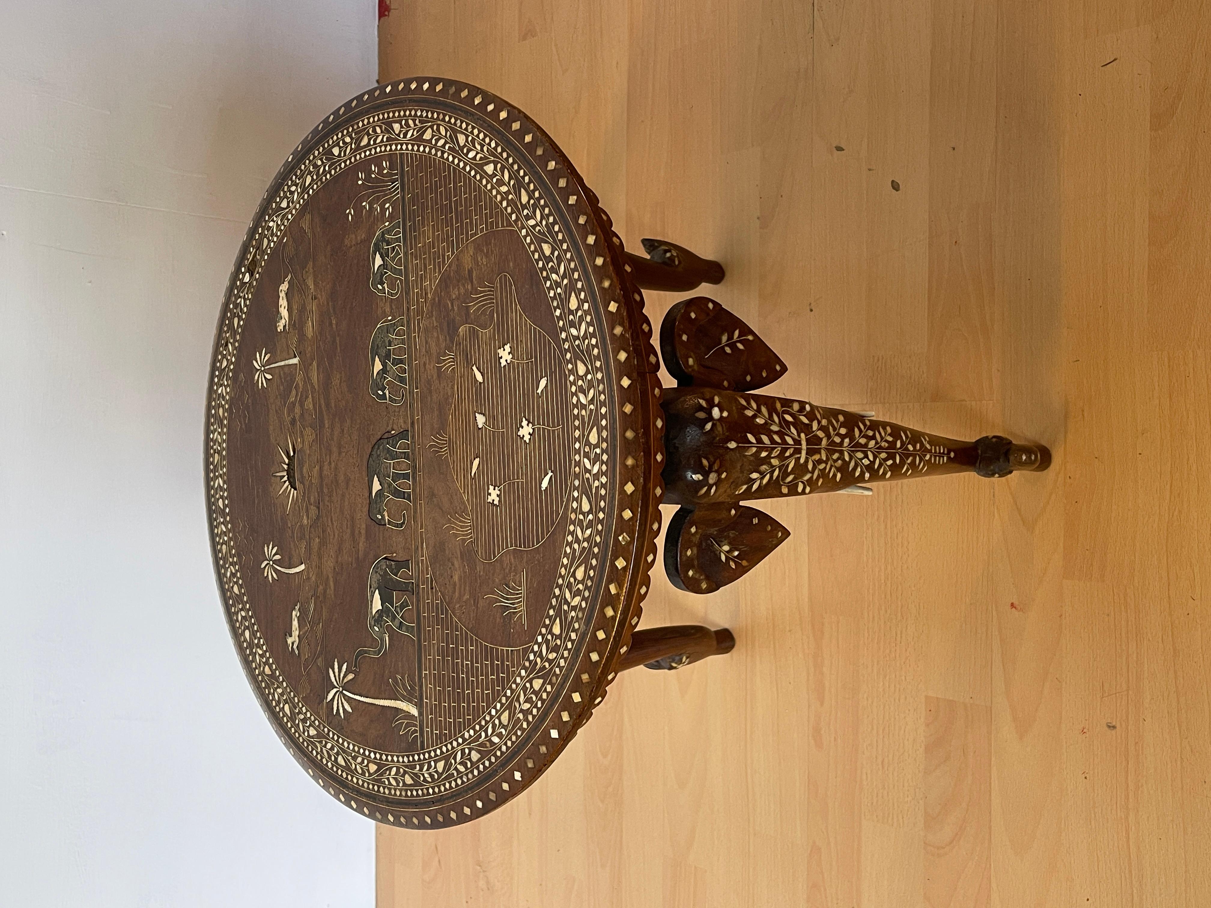 Mesa de centro angloindia mahal Elefante en marquetería de madera y hueso S. XX Hecho a mano en venta