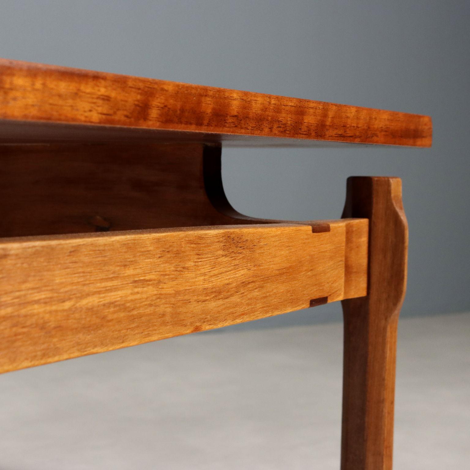 Mid-20th Century Table basse des années 1960 Modèle '748' par Ico Parisi en vente