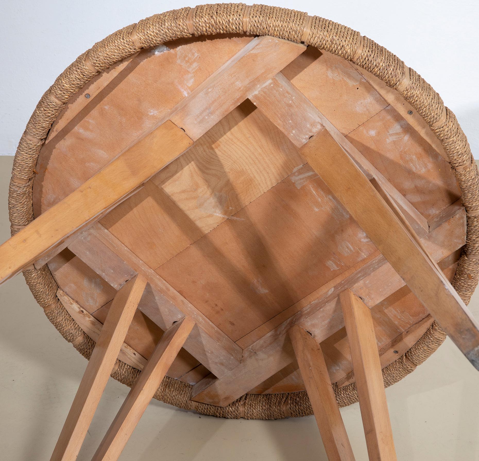 Tavolino Augusto Romano, in legno e corda intrecciata, Italia anni '40 (Mid-20th Century) im Angebot